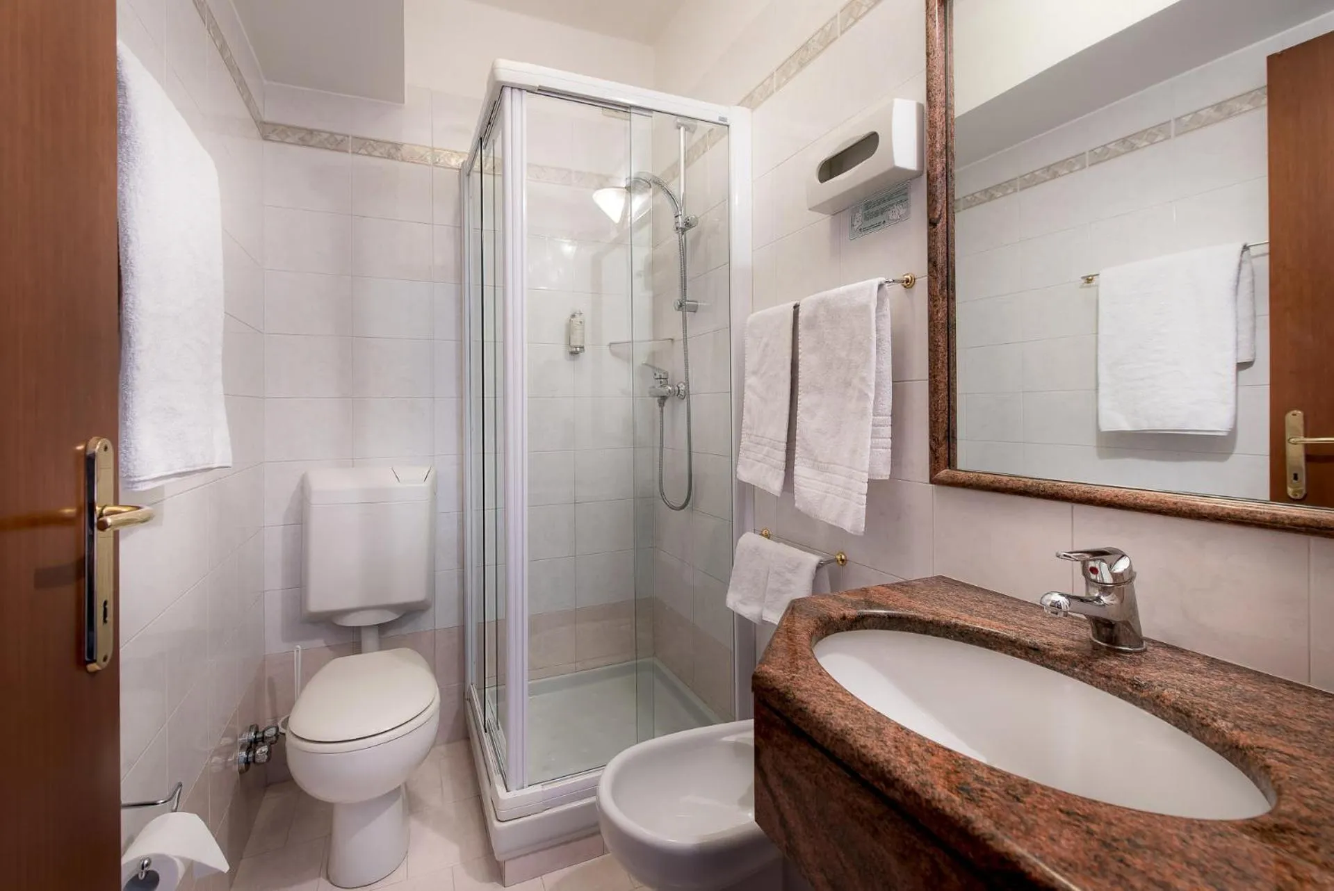 Bathroom in Hotel Rendez Vous