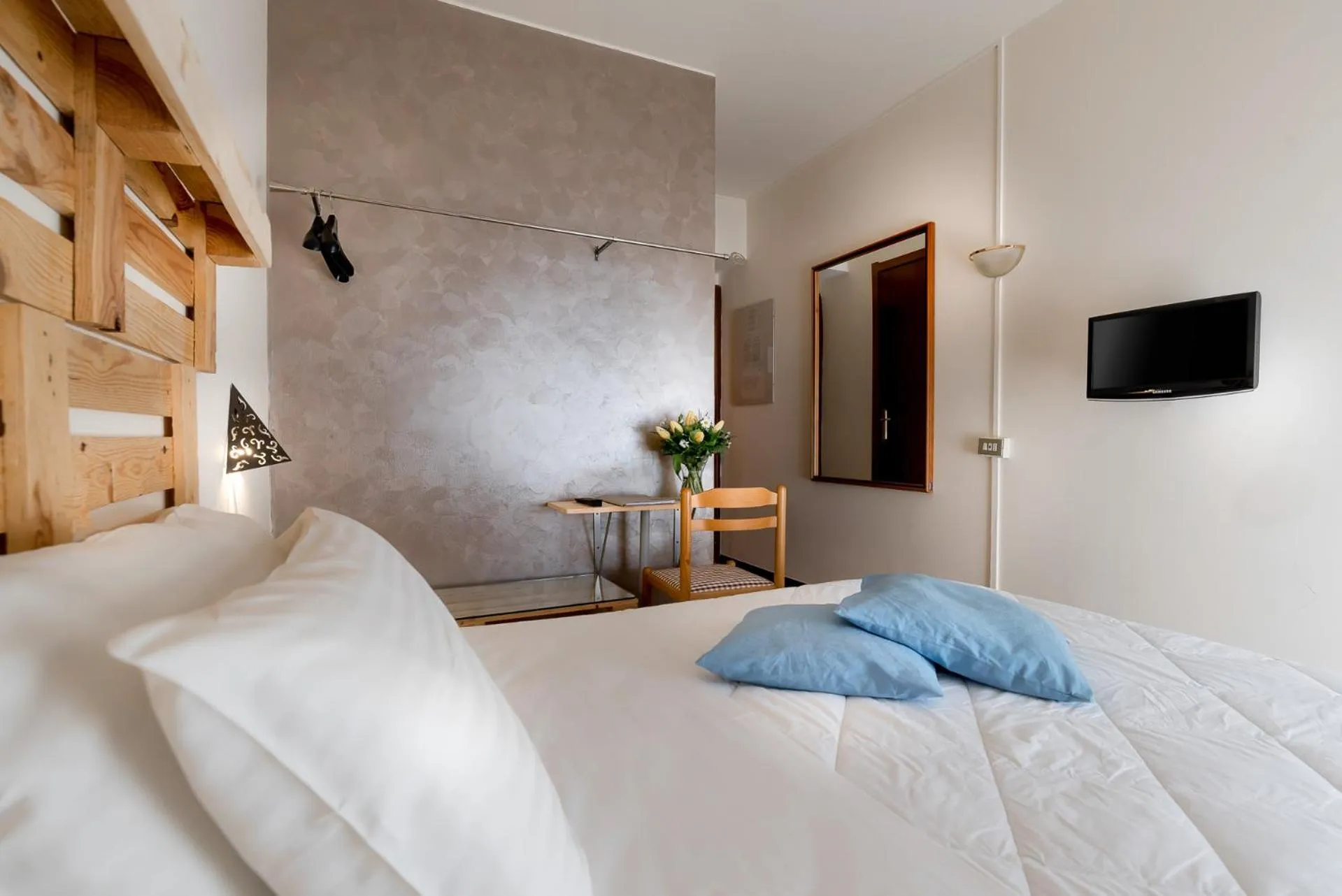 Bedroom, Bed in Hotel Rendez Vous