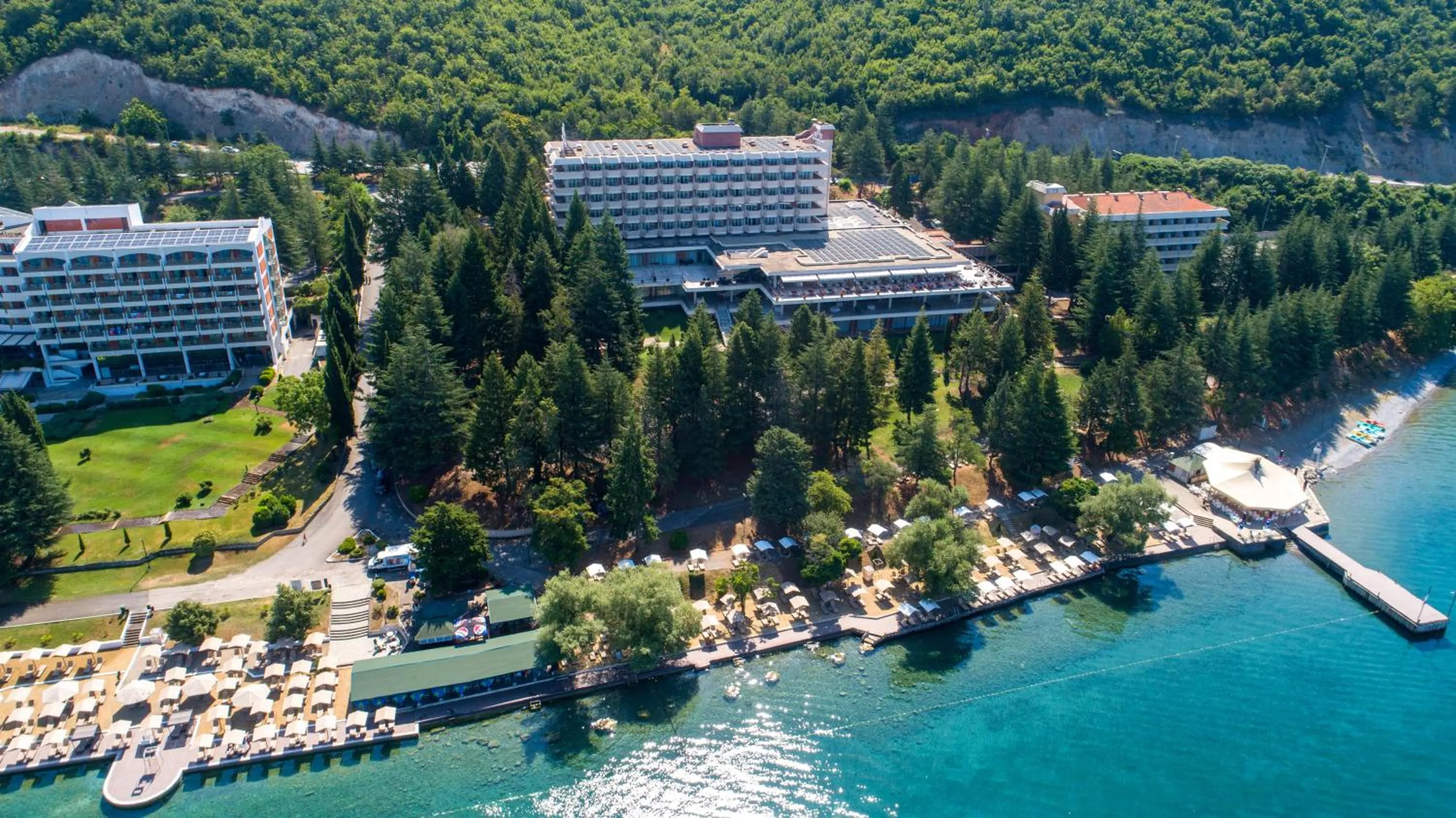 Property building in Hotel Metropol – Metropol Lake Resort