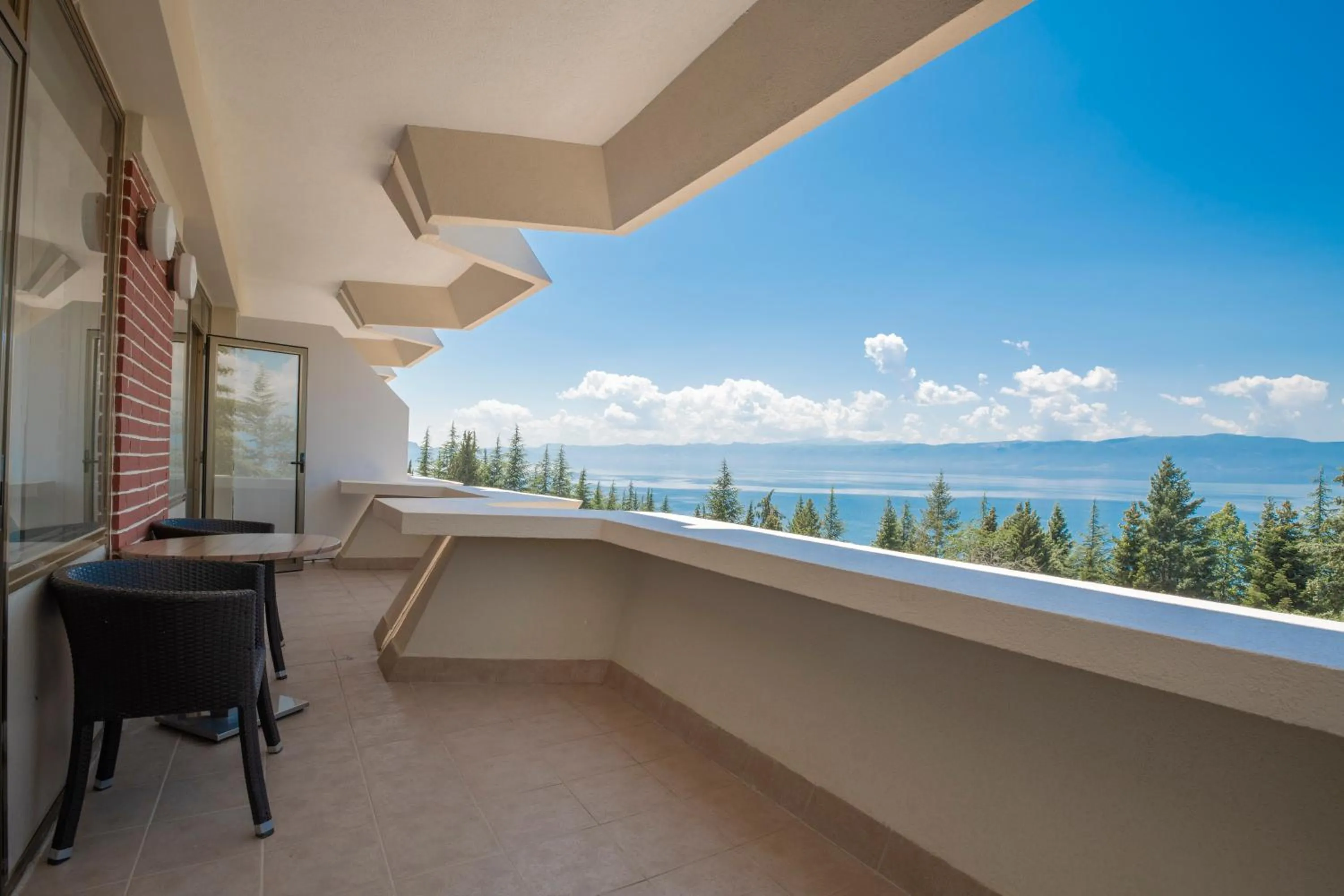 Balcony/Terrace in Hotel Metropol – Metropol Lake Resort