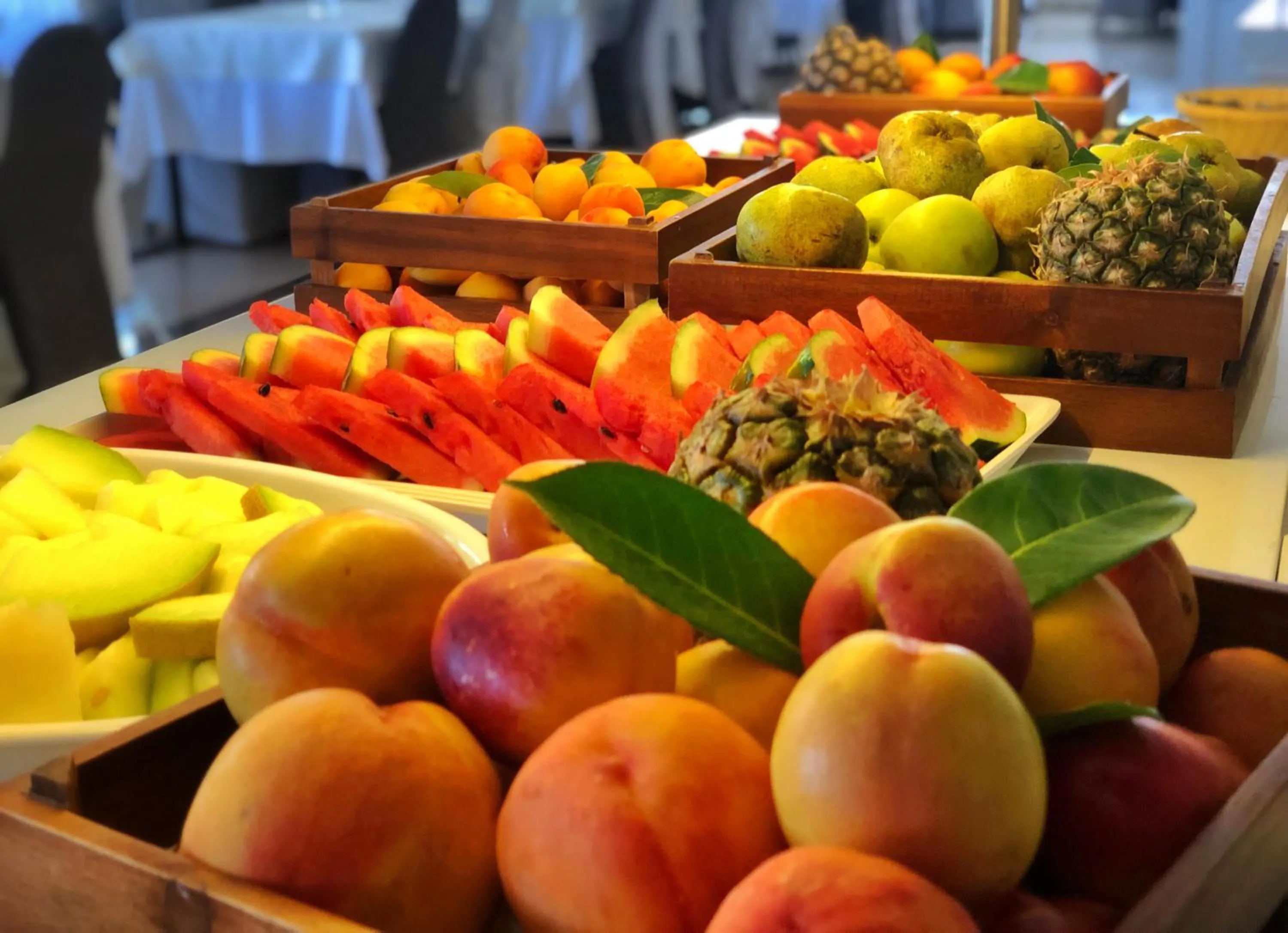 Food in Hotel Metropol – Metropol Lake Resort