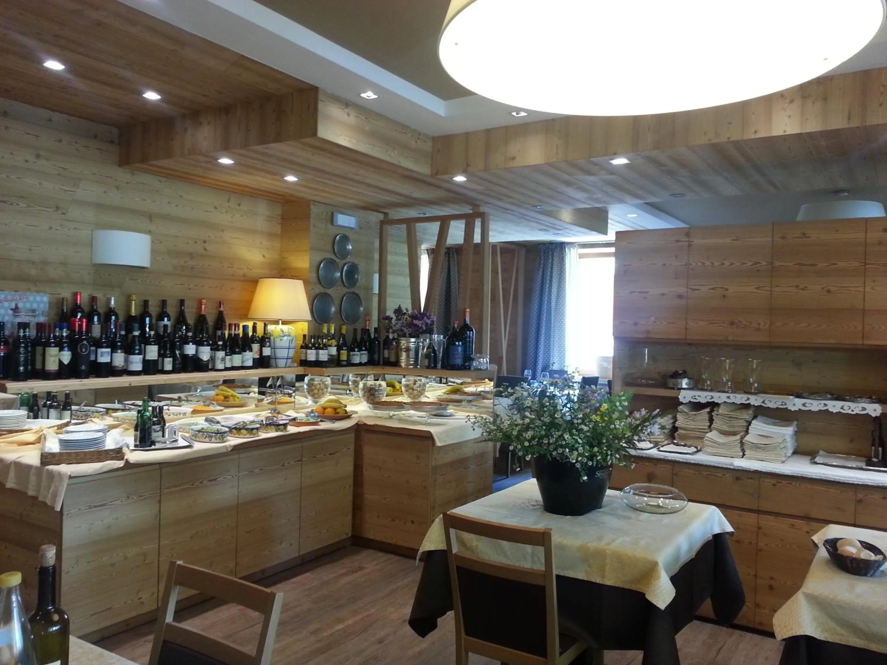Restaurant/places to eat in Hotel Pedretti