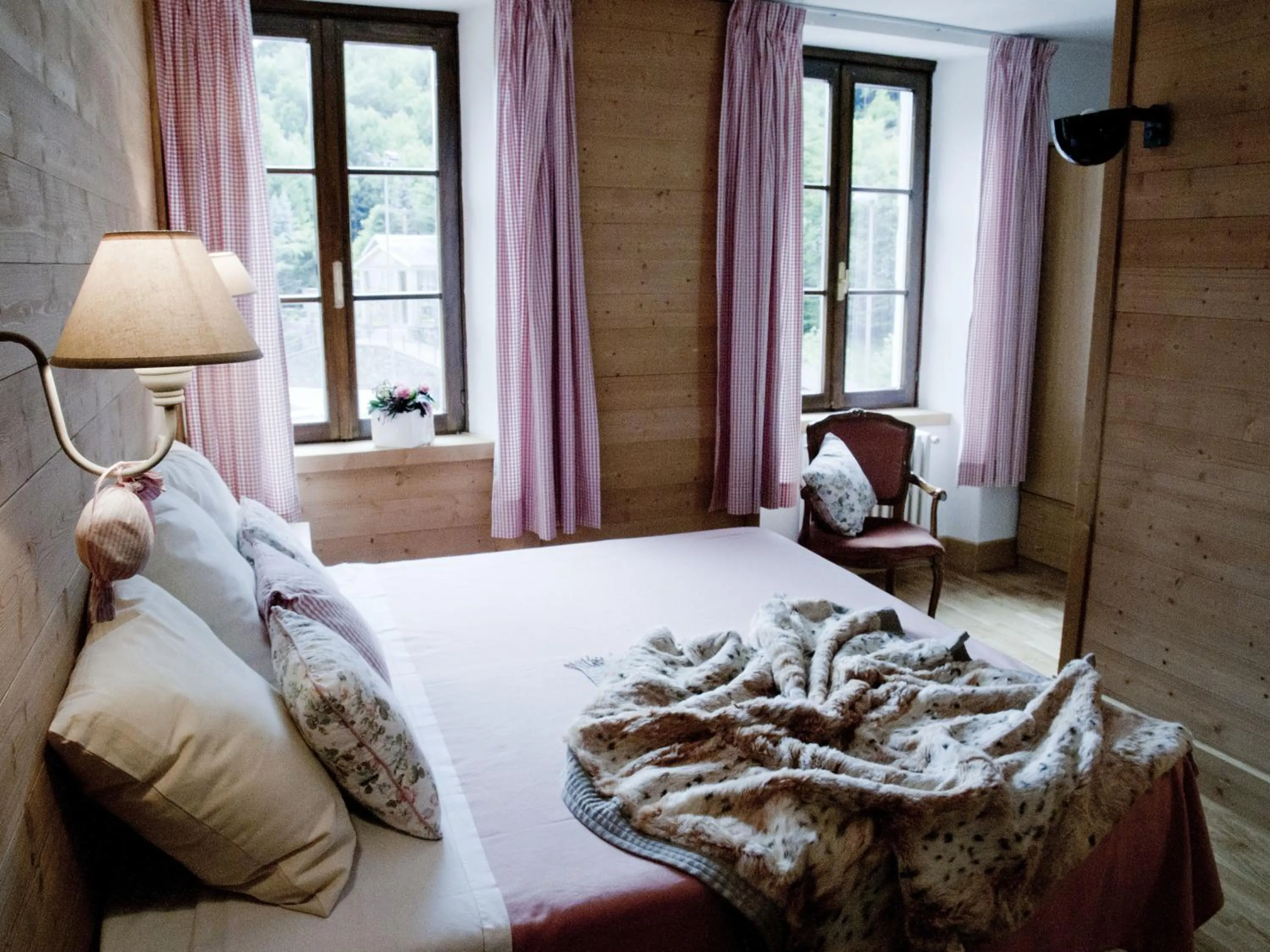 Bedroom, Bed in Hotel Pedretti