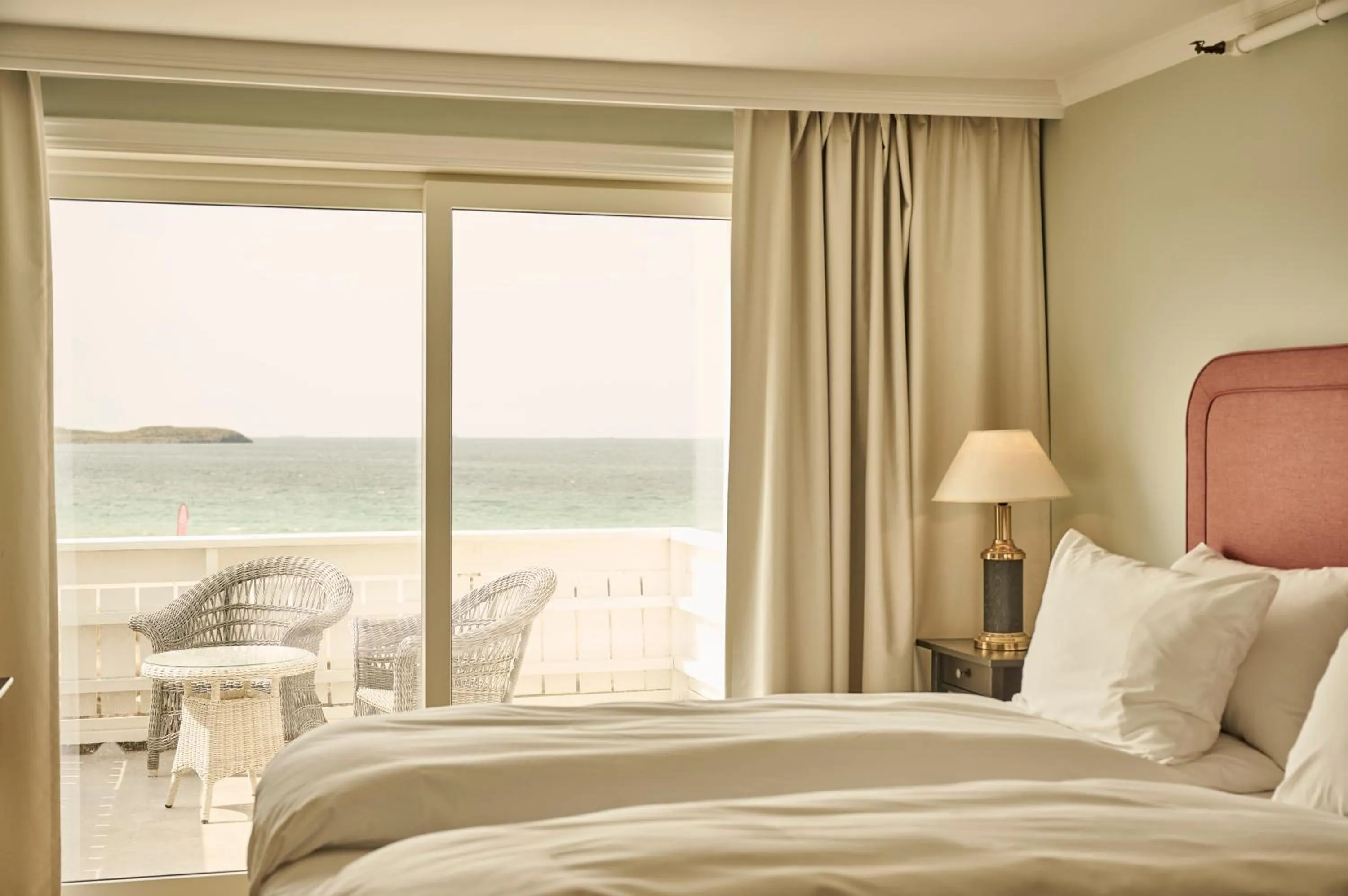 Bed in Sola Strand Hotel