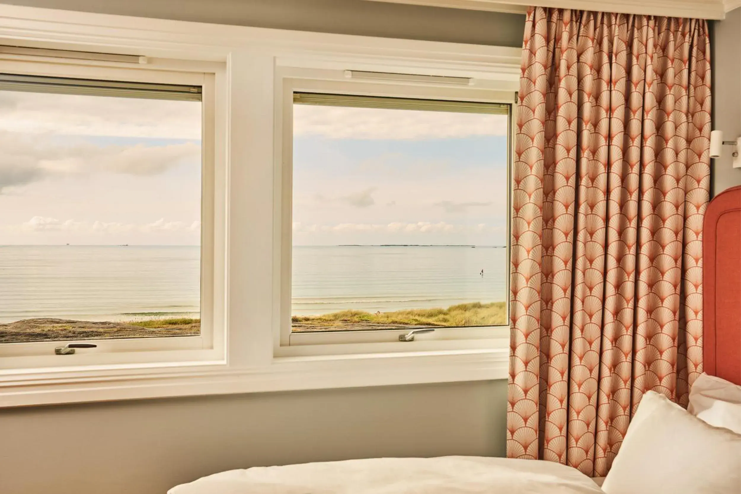 Sea view, Bed in Sola Strand Hotel Sea view, Bed in Sola Strand Hotel