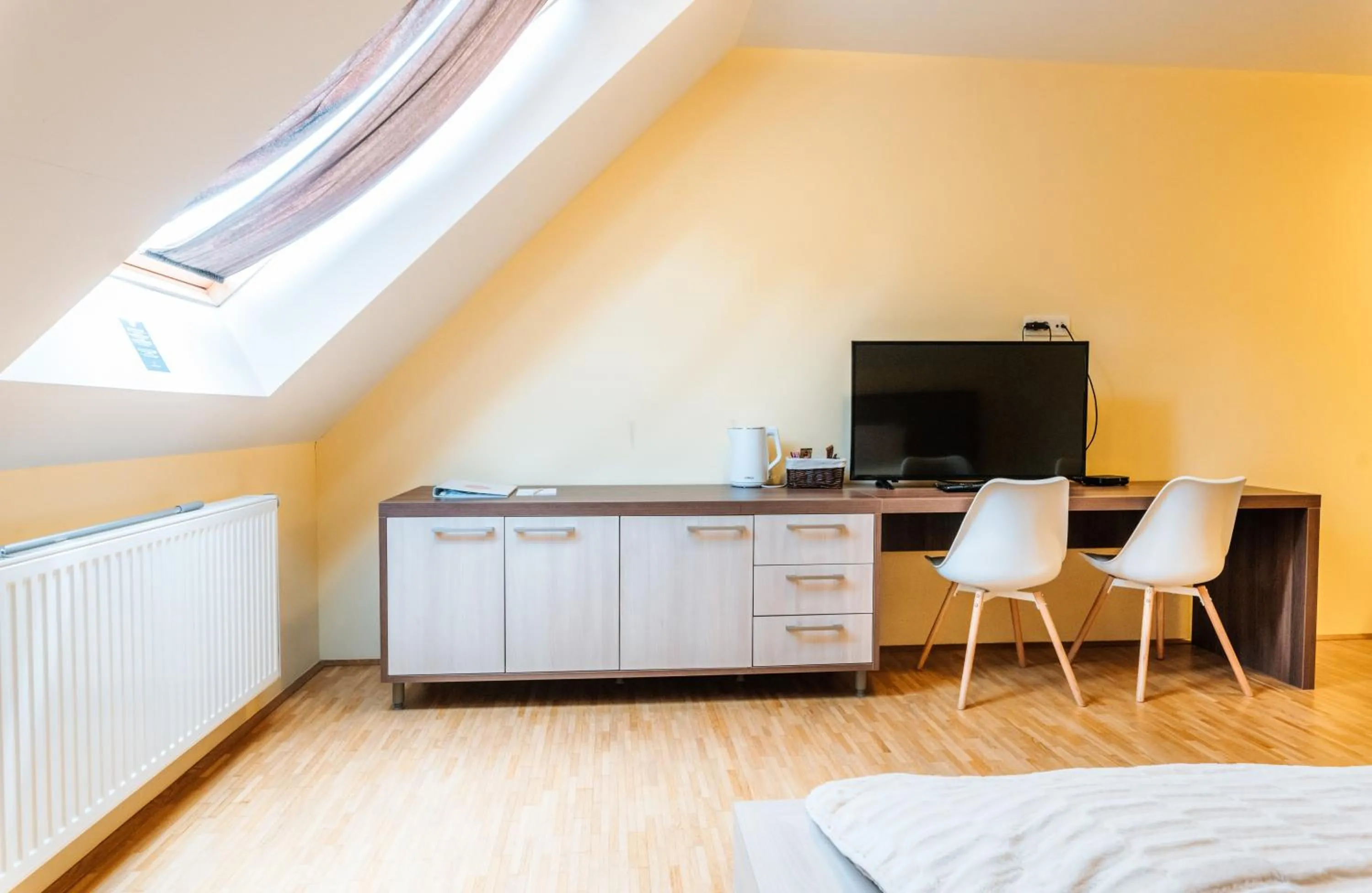 Photo of the whole room, Bed in Dvorec Trebnik - SOBE