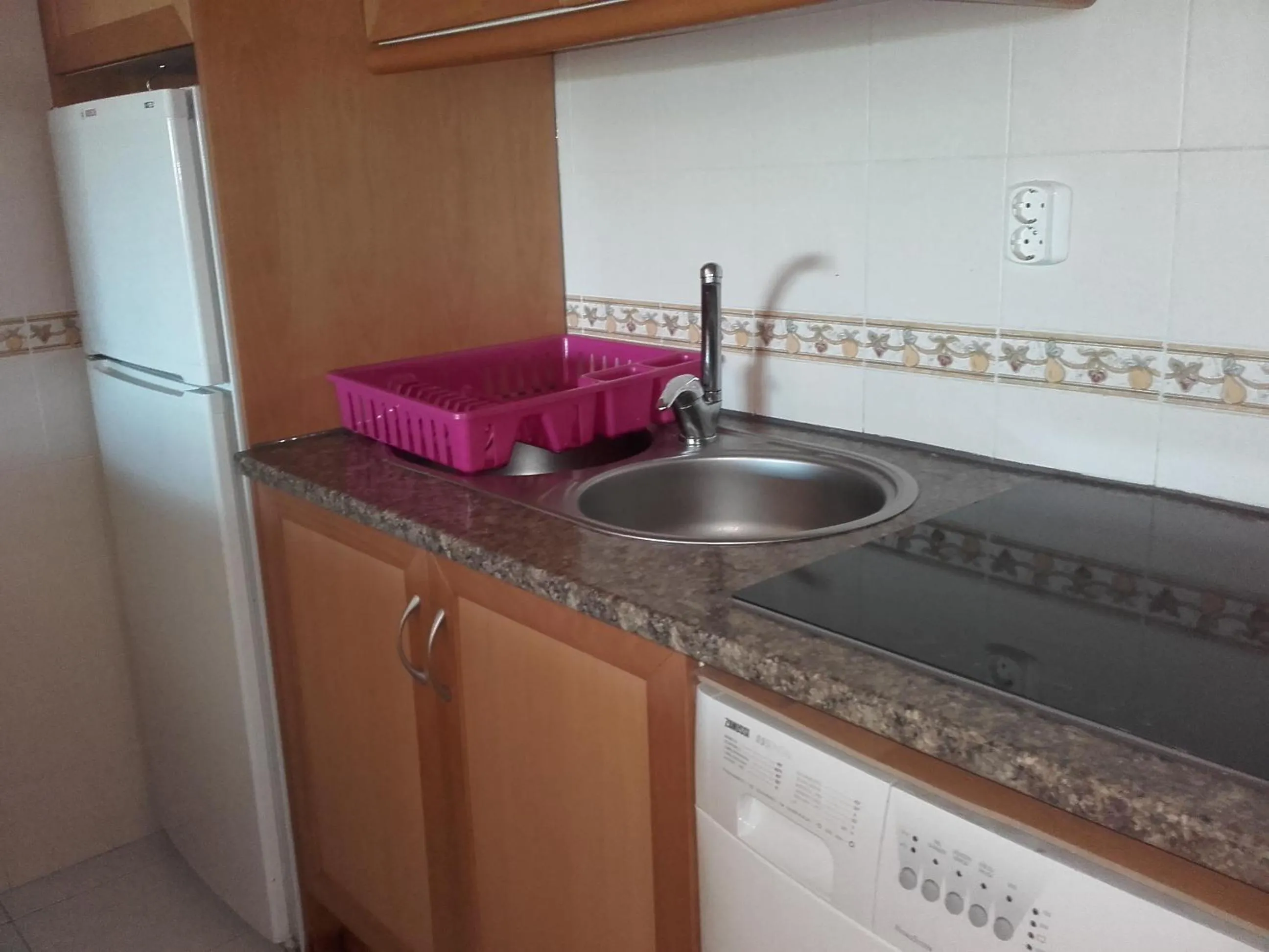 Kitchen or kitchenette in Edifício Elimar 5, apartamento T1 - Albufeira INN