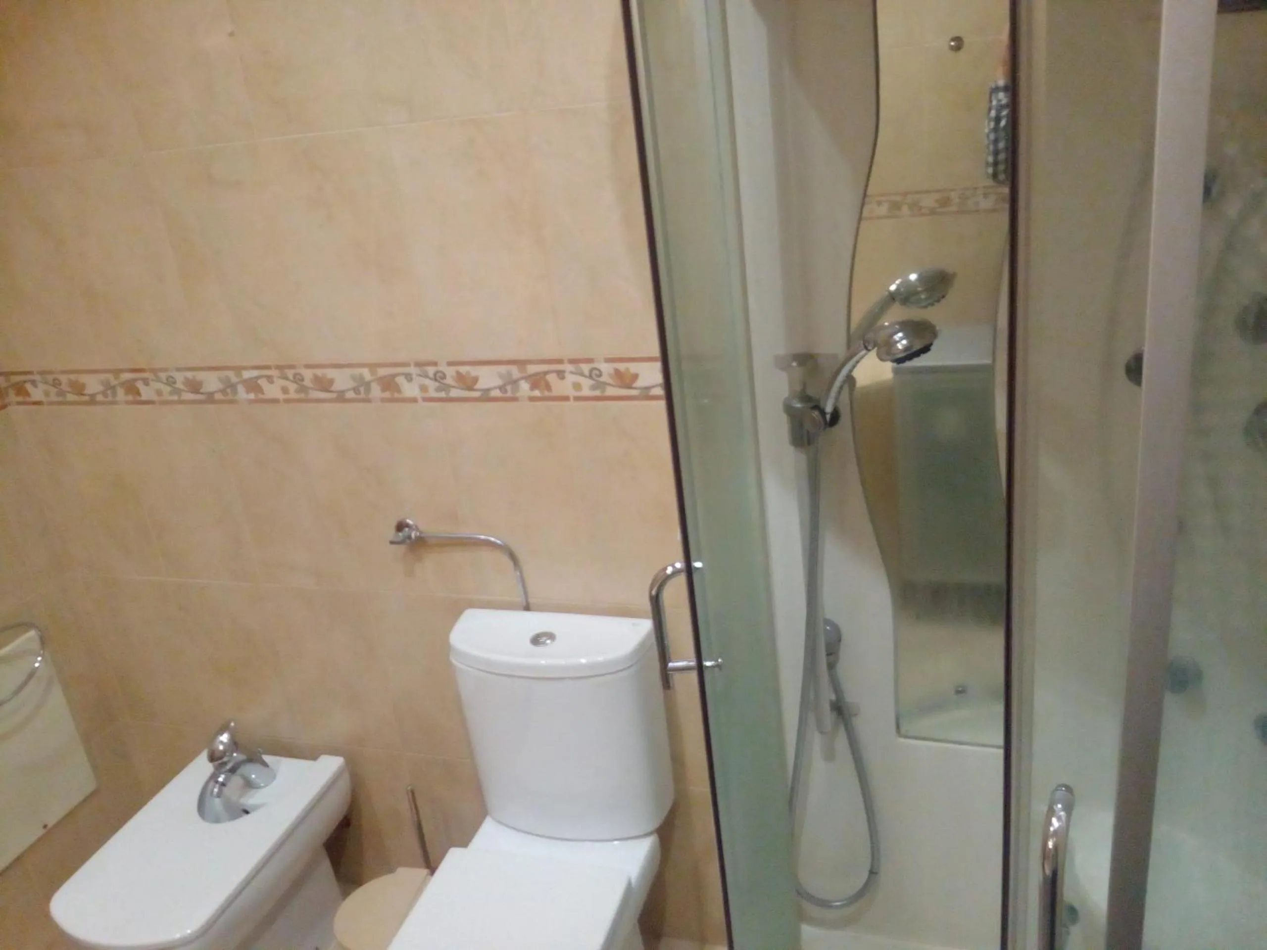 Bathroom in Edifício Elimar 5, apartamento T1 - Albufeira INN