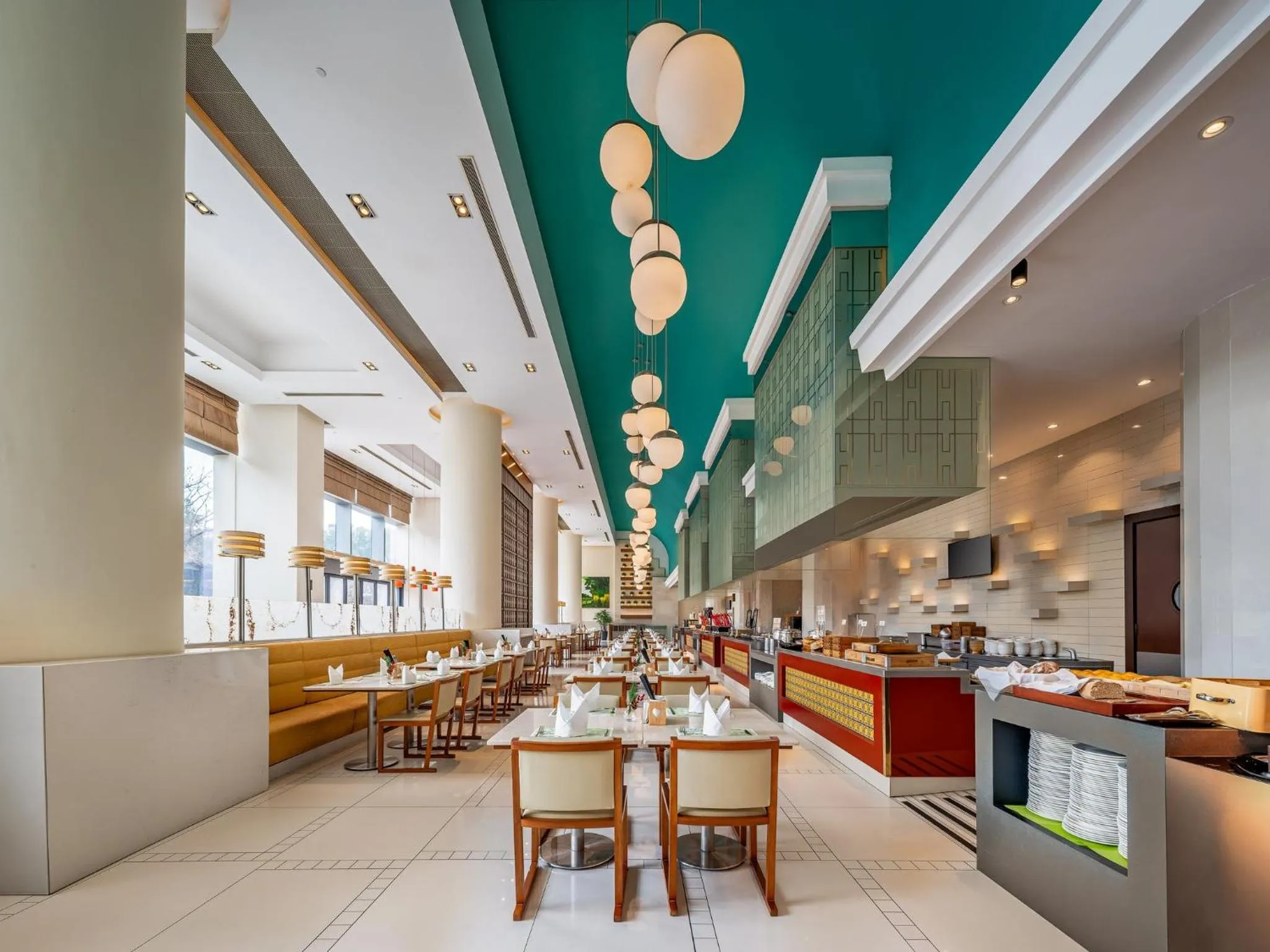 Restaurant/places to eat in Holiday Inn Shanghai Pudong Kangqiao by IHG