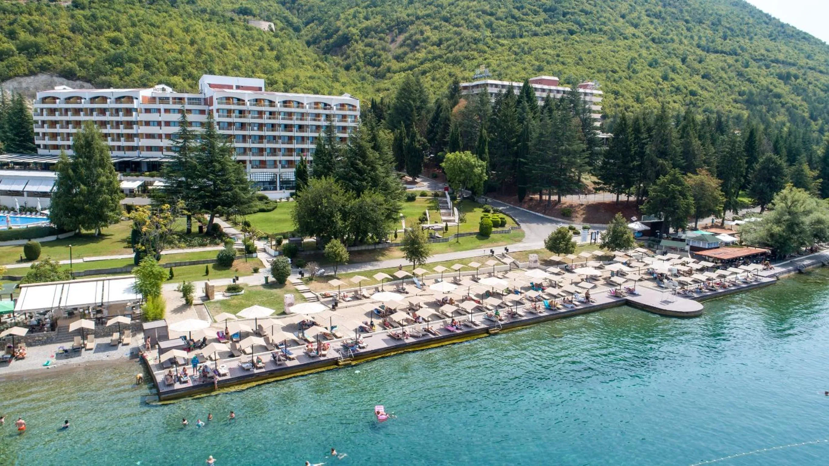 Property building in Hotel Bellevue - Metropol Lake Resort