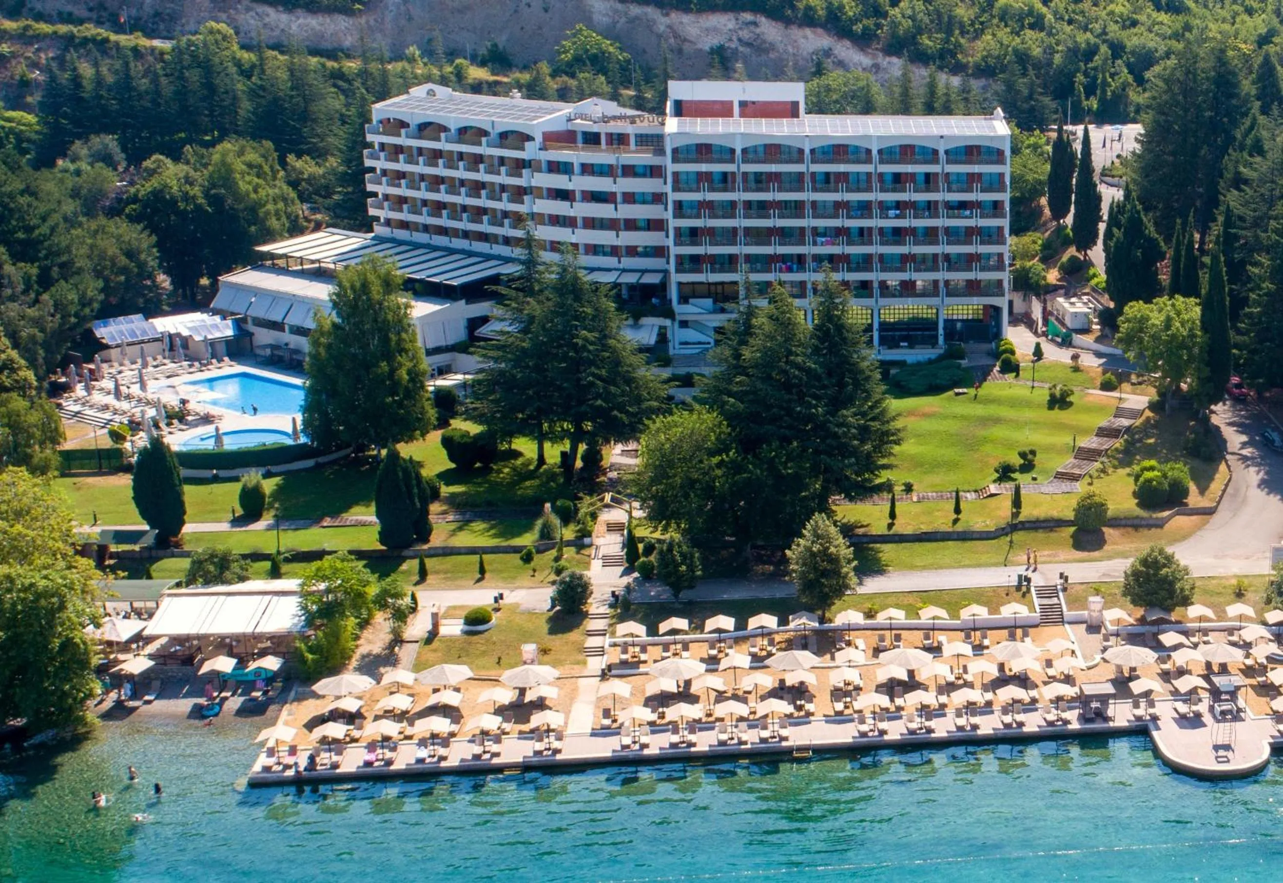Property building in Hotel Bellevue - Metropol Lake Resort