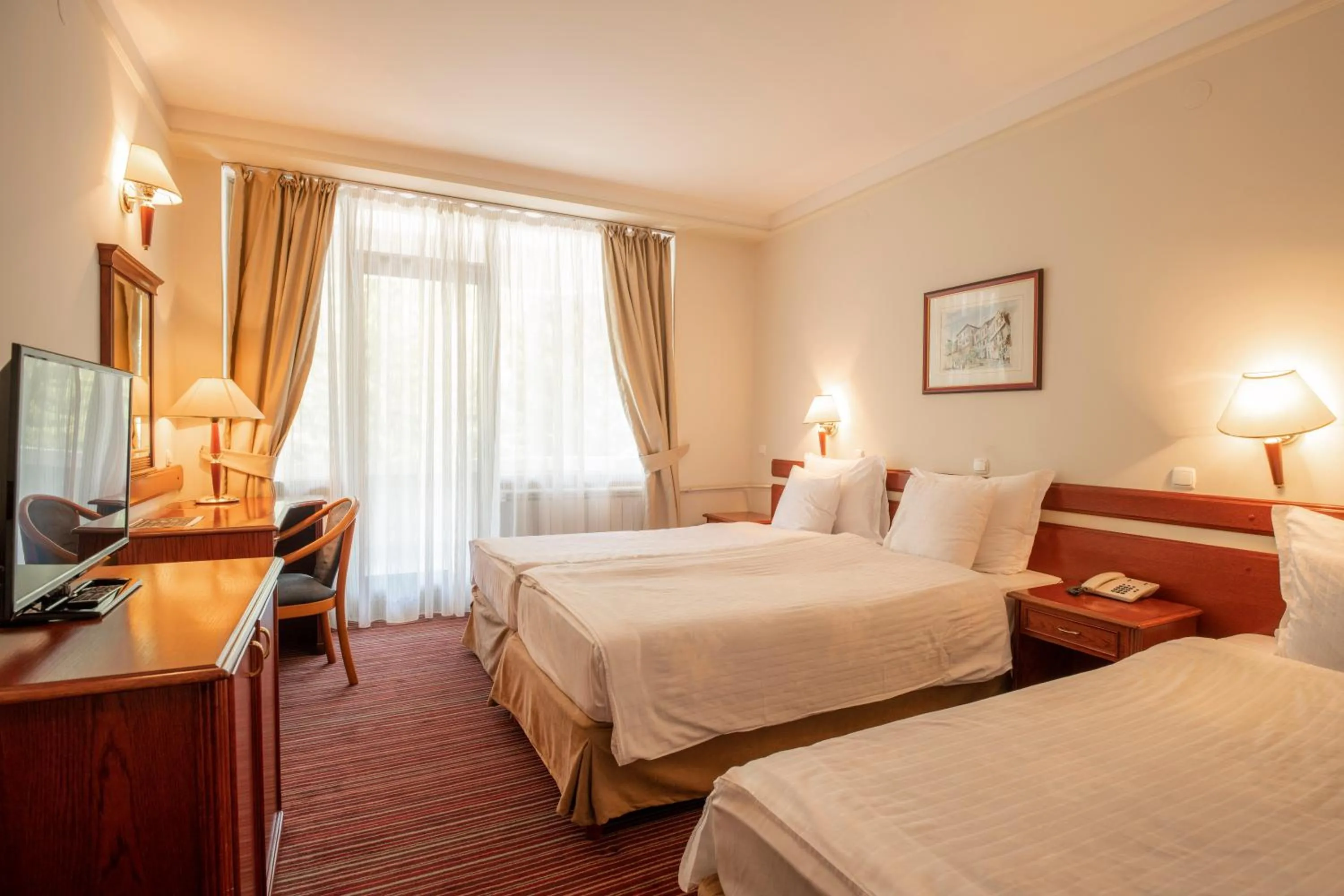 Bed in Hotel Bellevue - Metropol Lake Resort