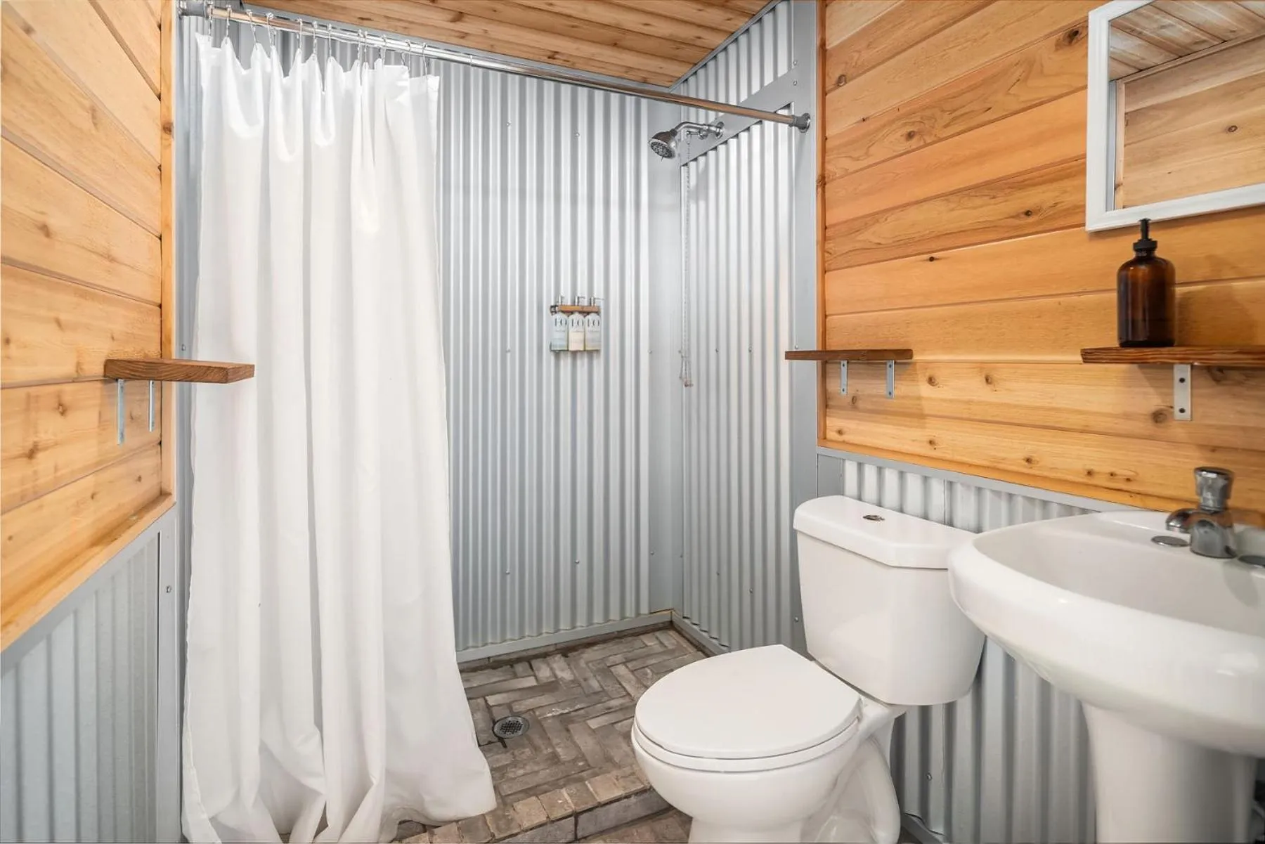 Shower in Under Canvas Mount Rushmore