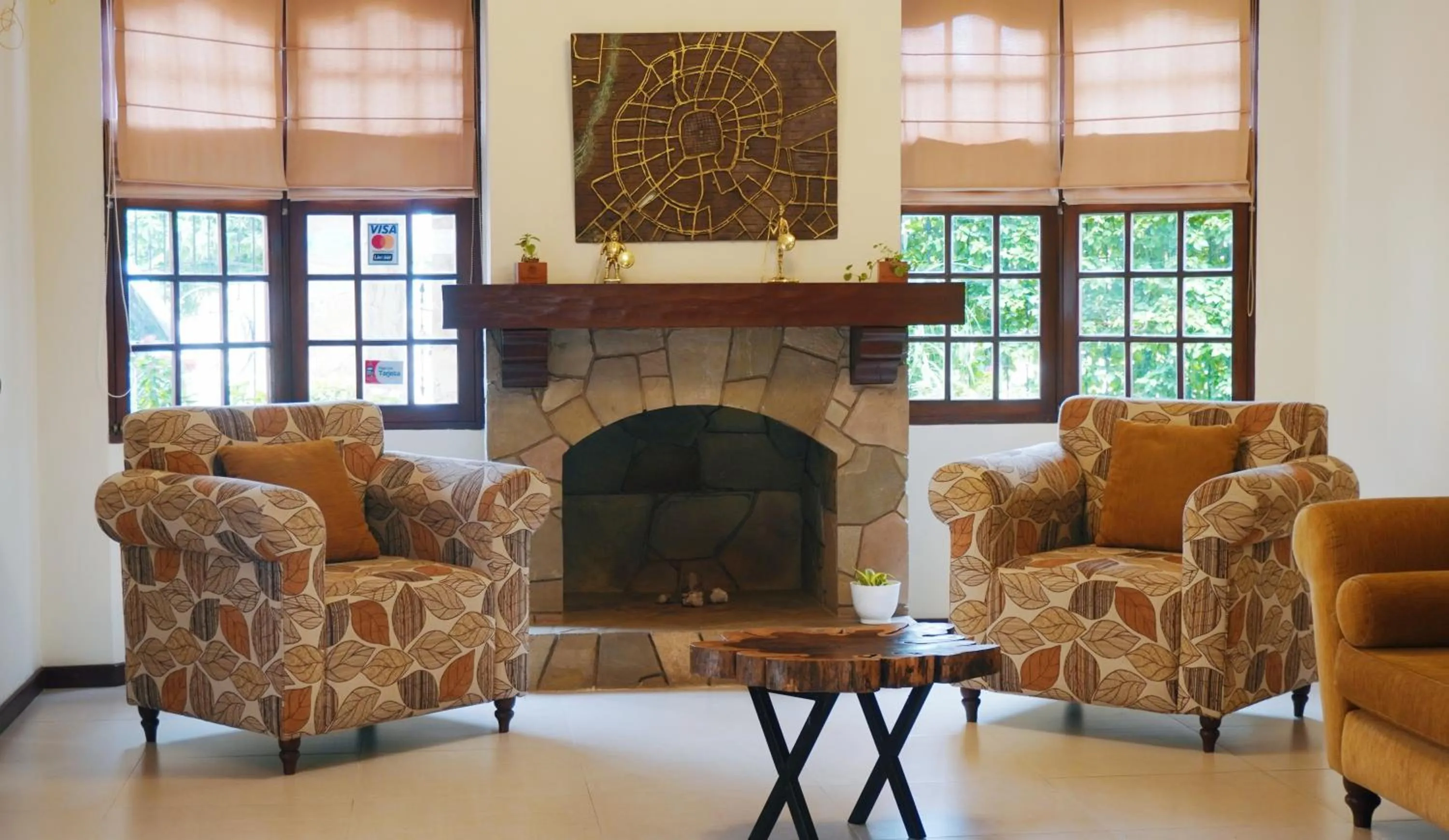 Lobby or reception in Hotel By Armonía Santa Cruz