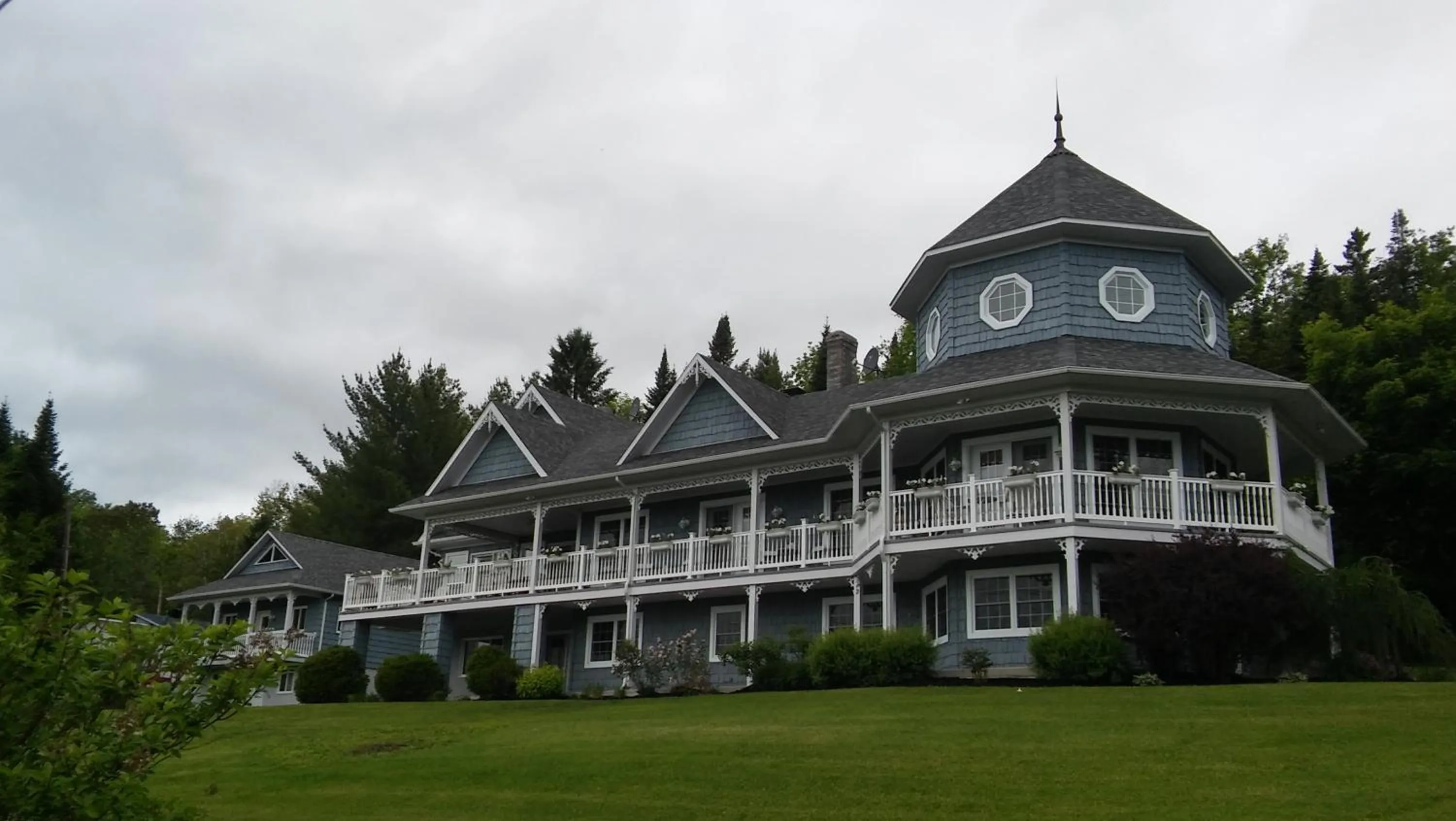 Floor plan in La Maison Bleue du Lac Wallace