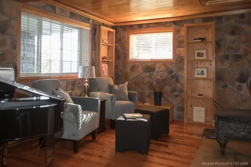 La Maison Bleue du Lac Wallace