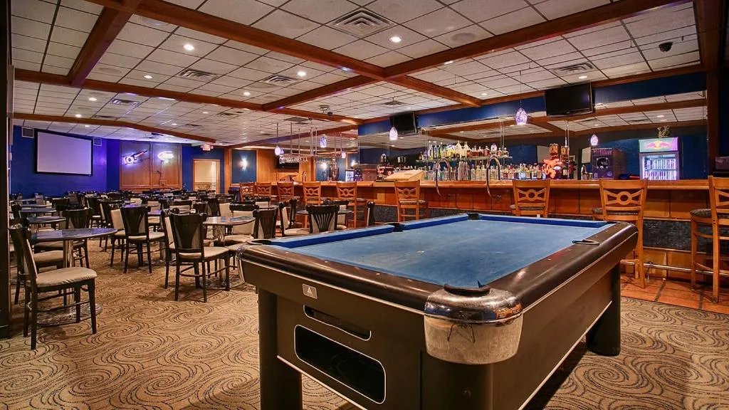 Billiard in Stevens Inn a Howard Johnson by Wyndham