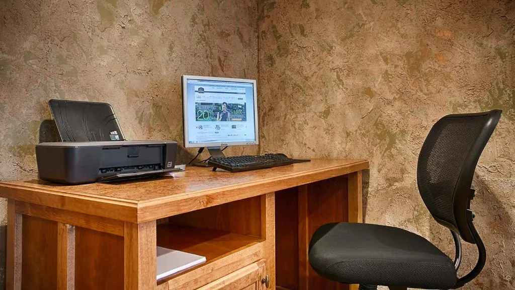 Business facilities in Stevens Inn a Howard Johnson by Wyndham