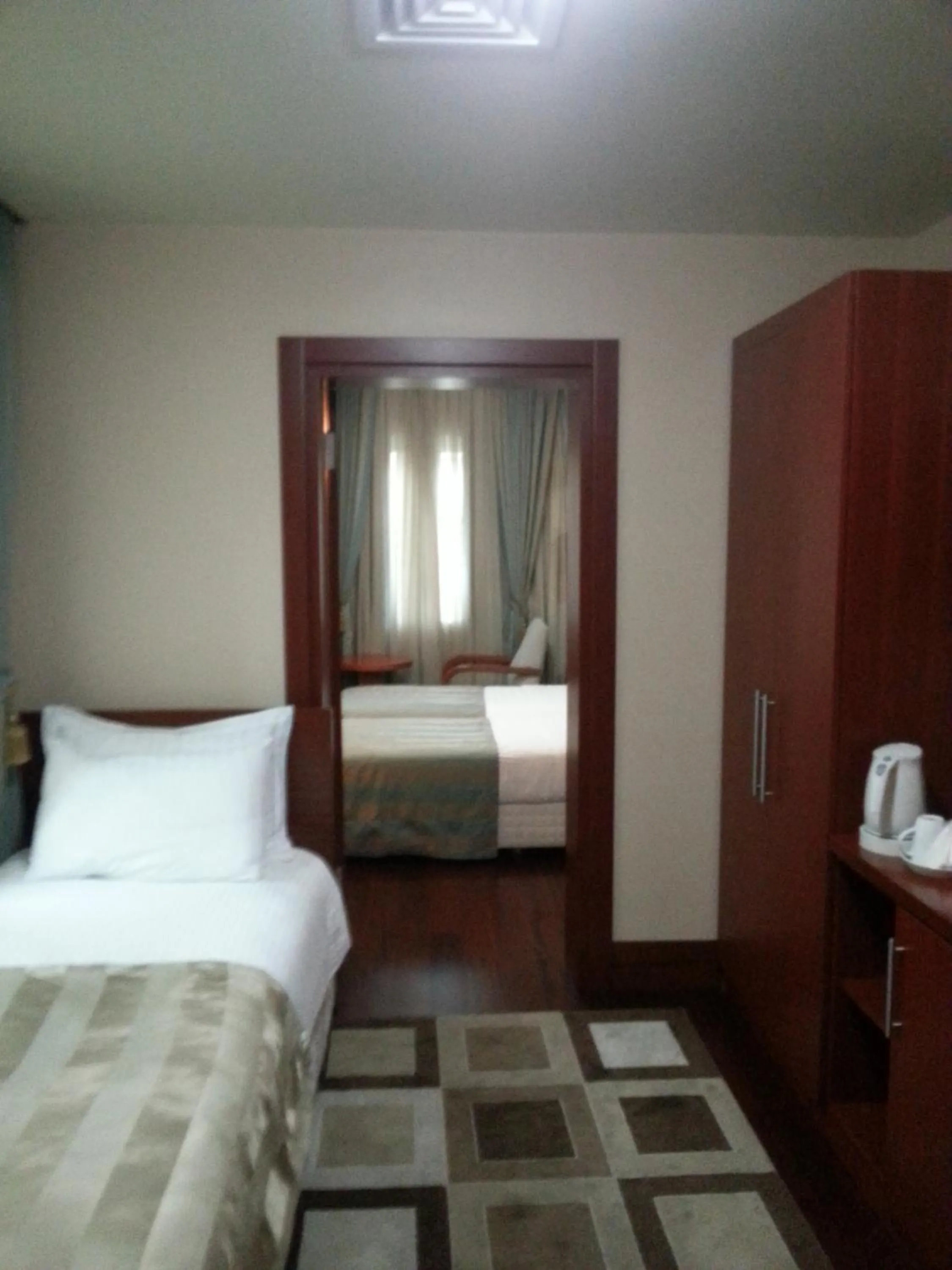 Triple Room in Dareyn Hotel