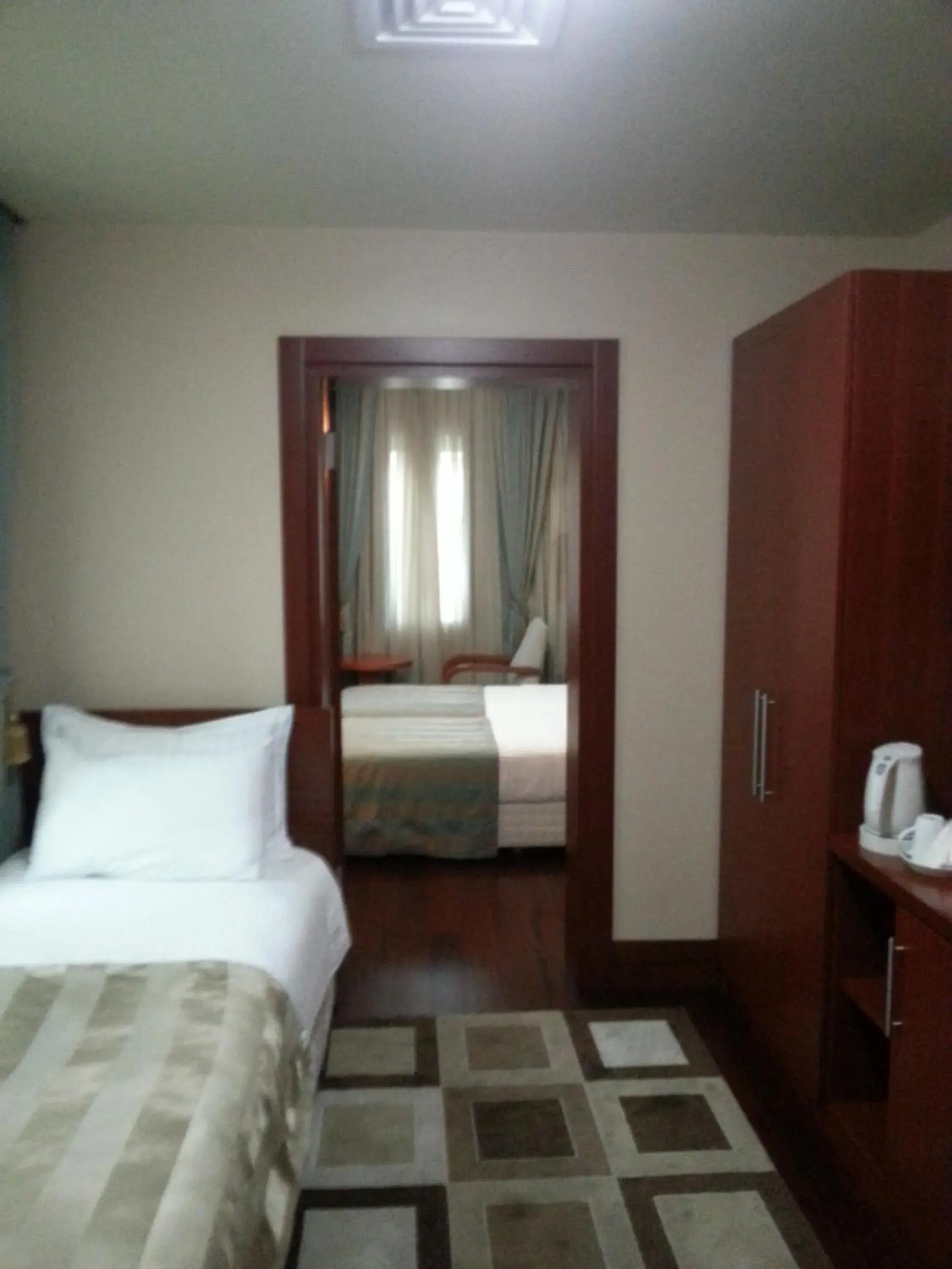 Triple Room in Dareyn Hotel Triple Room in Dareyn Hotel