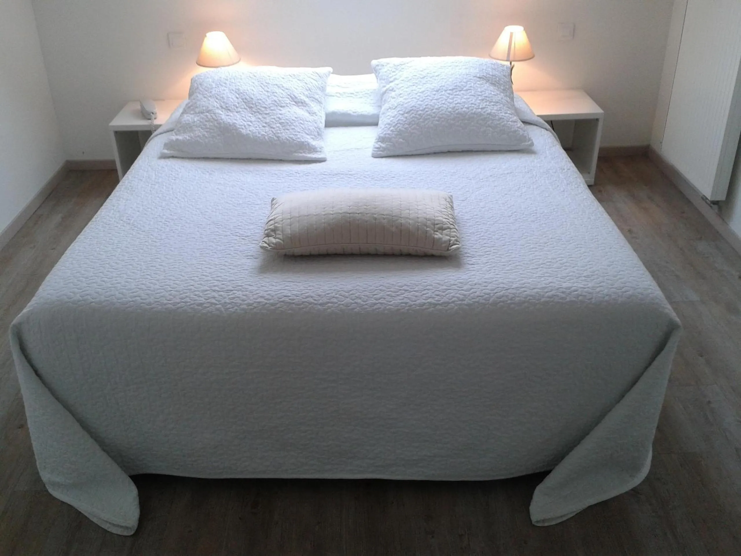 Bed in Hôtel Des Bois