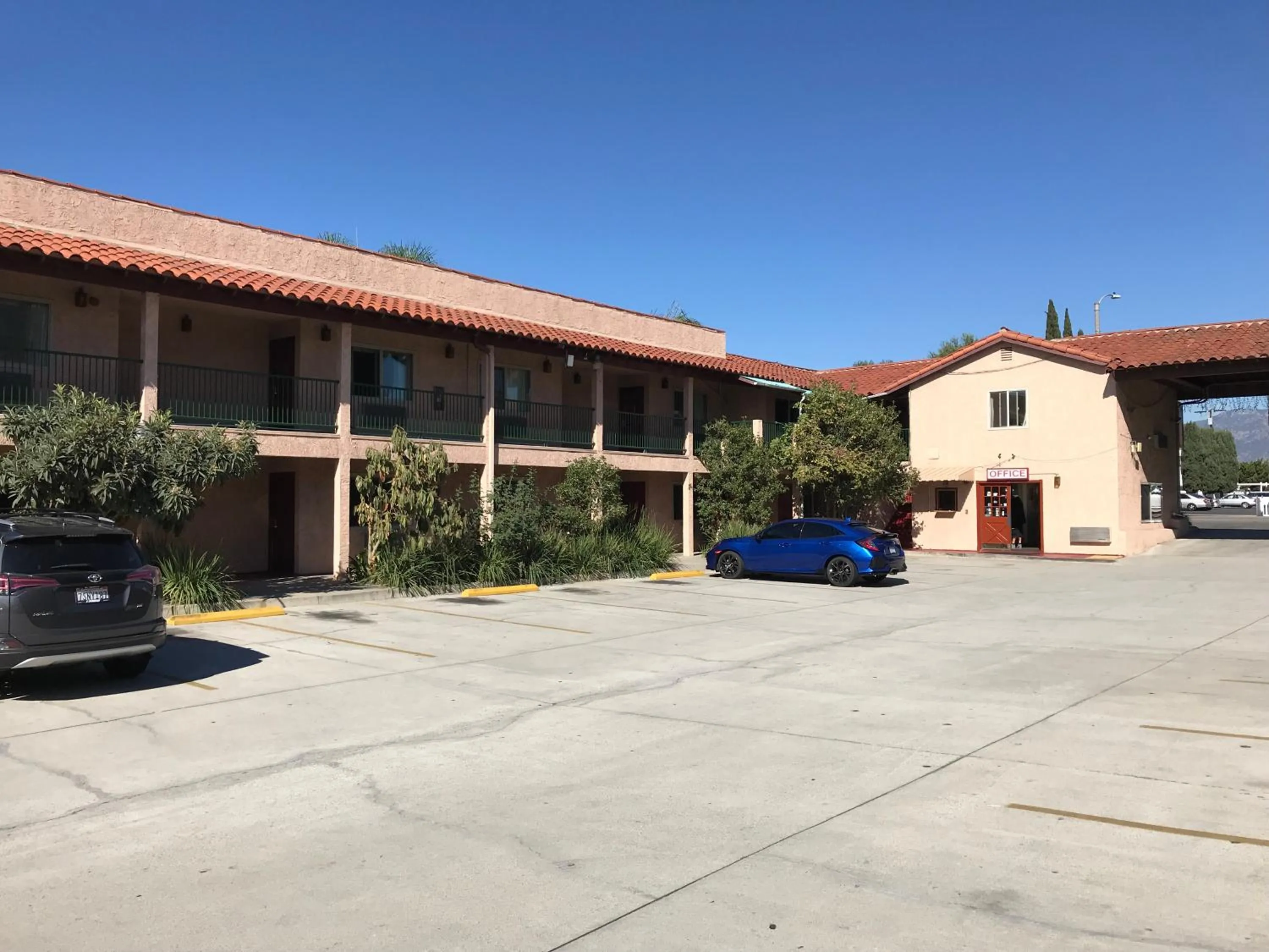 Property building in Best Inn Rosemead
