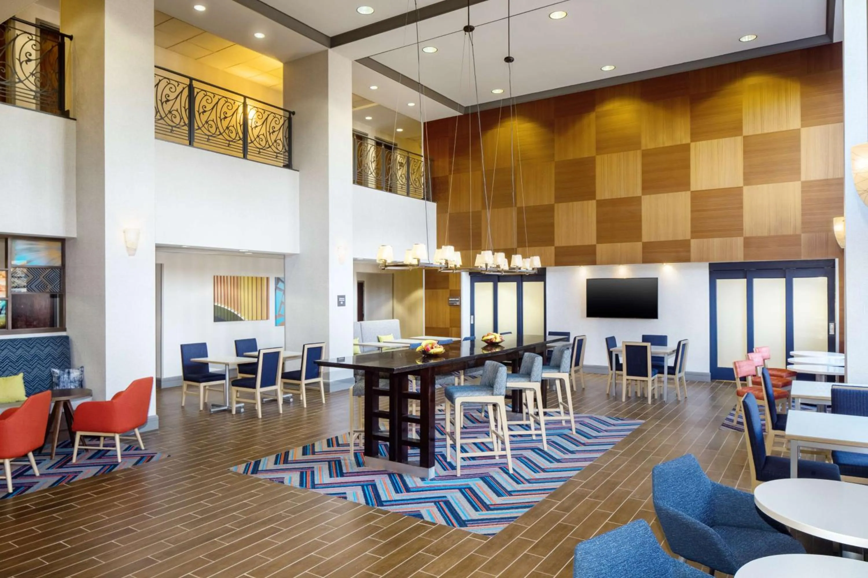 Lobby or reception in Hampton Inn by Hilton Garden City Long Island