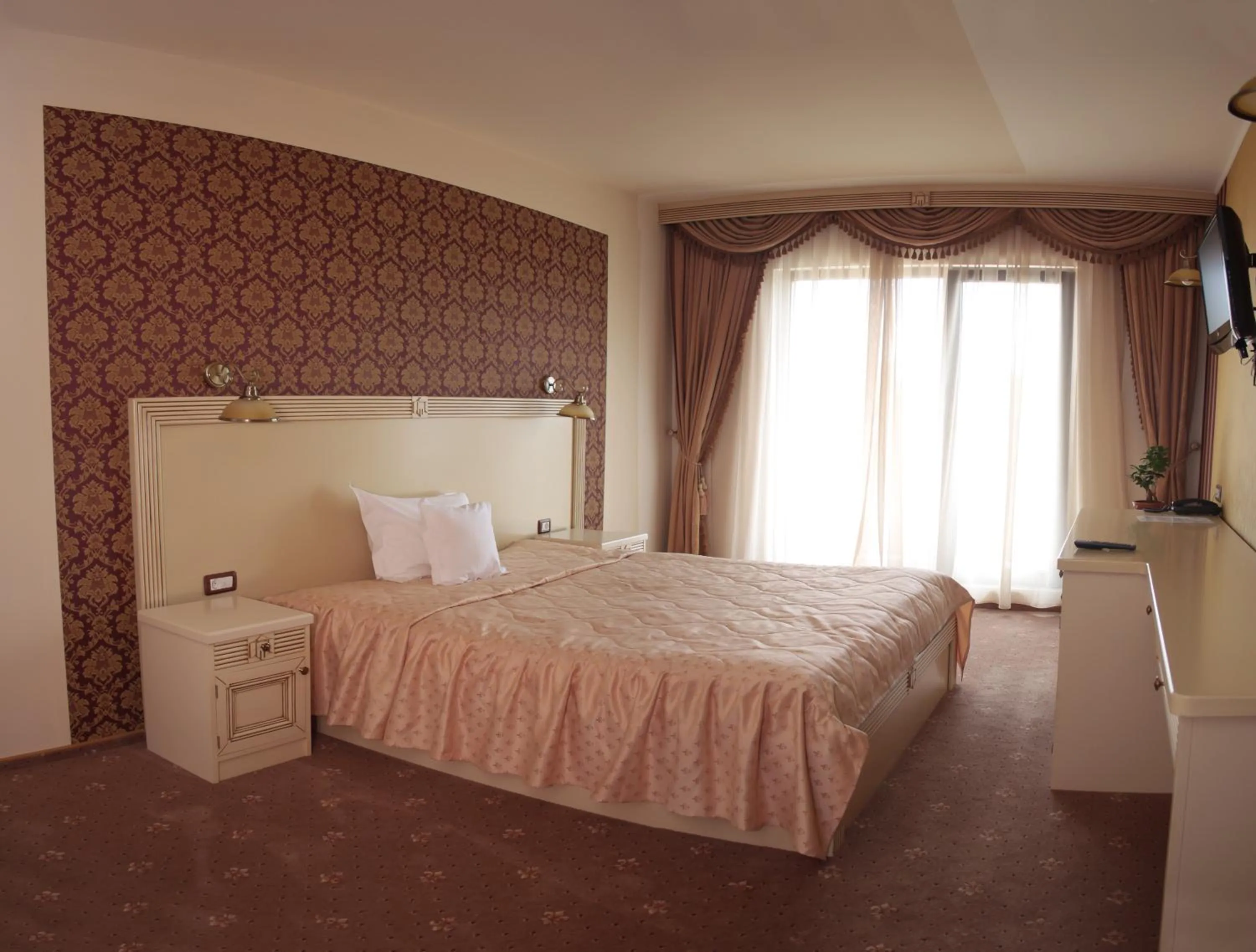 Photo of the whole room, Bed in Hotel Majestic City Center