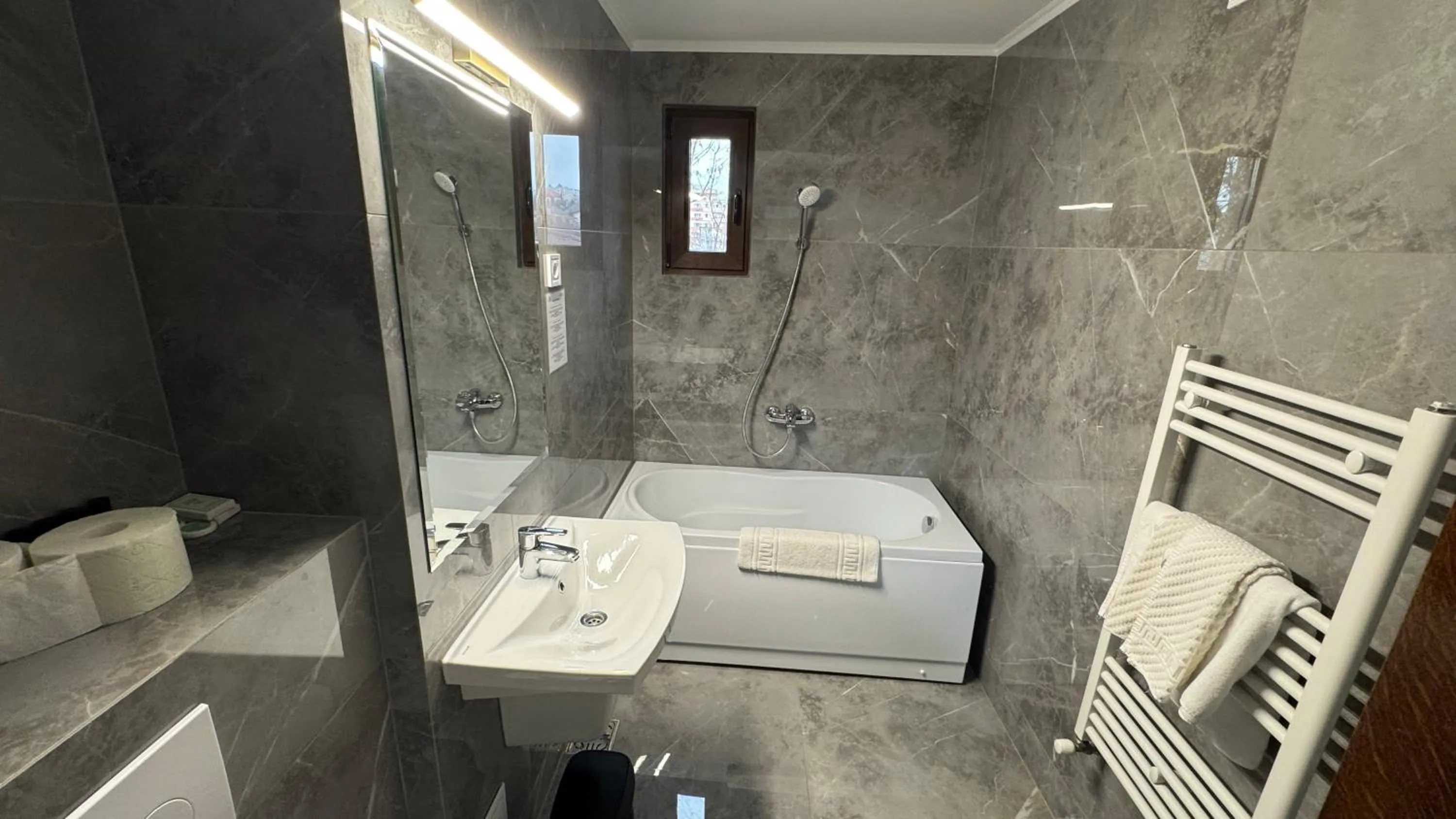 Bathroom in Hotel Majestic City Center