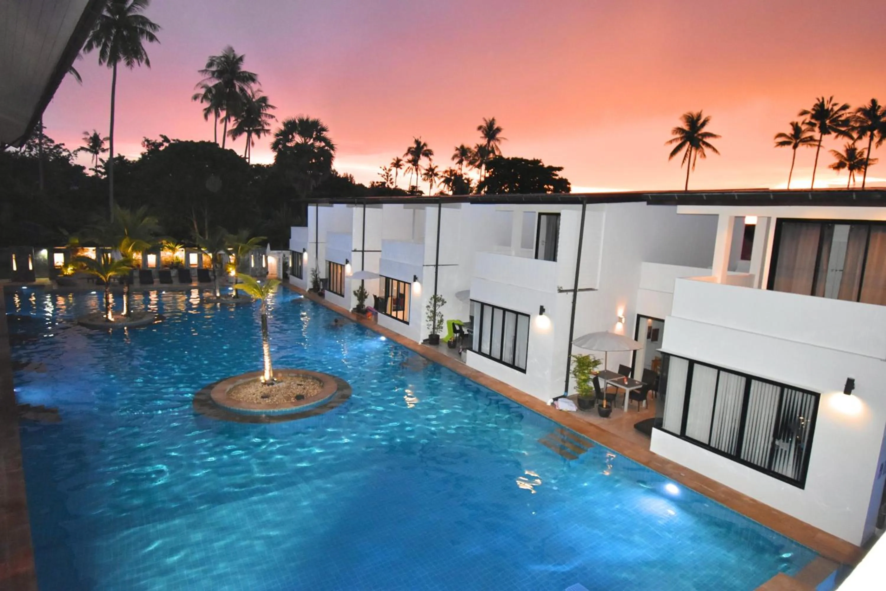 Swimming pool in Sai Naam Lanta Residence SHA Plus