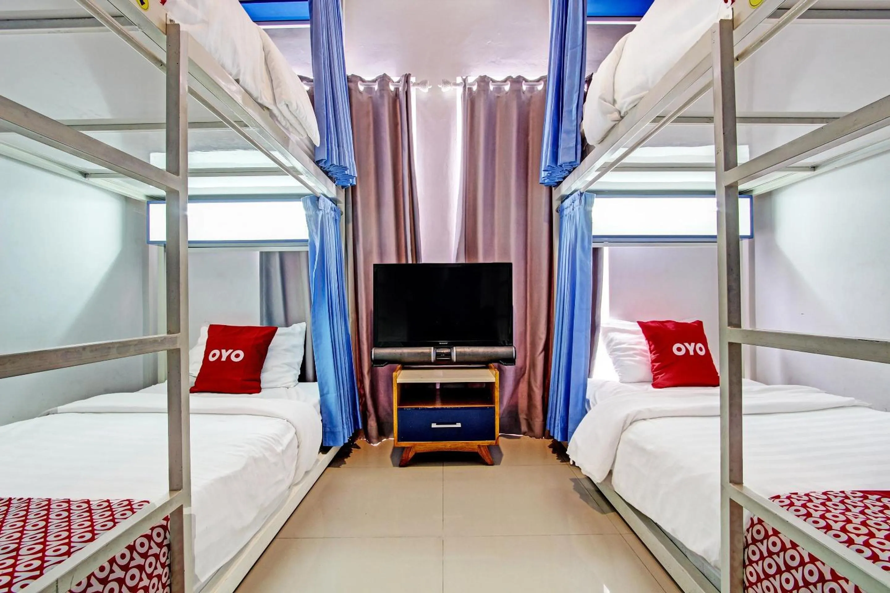 Bedroom in OYO 91952 Oase Hostel