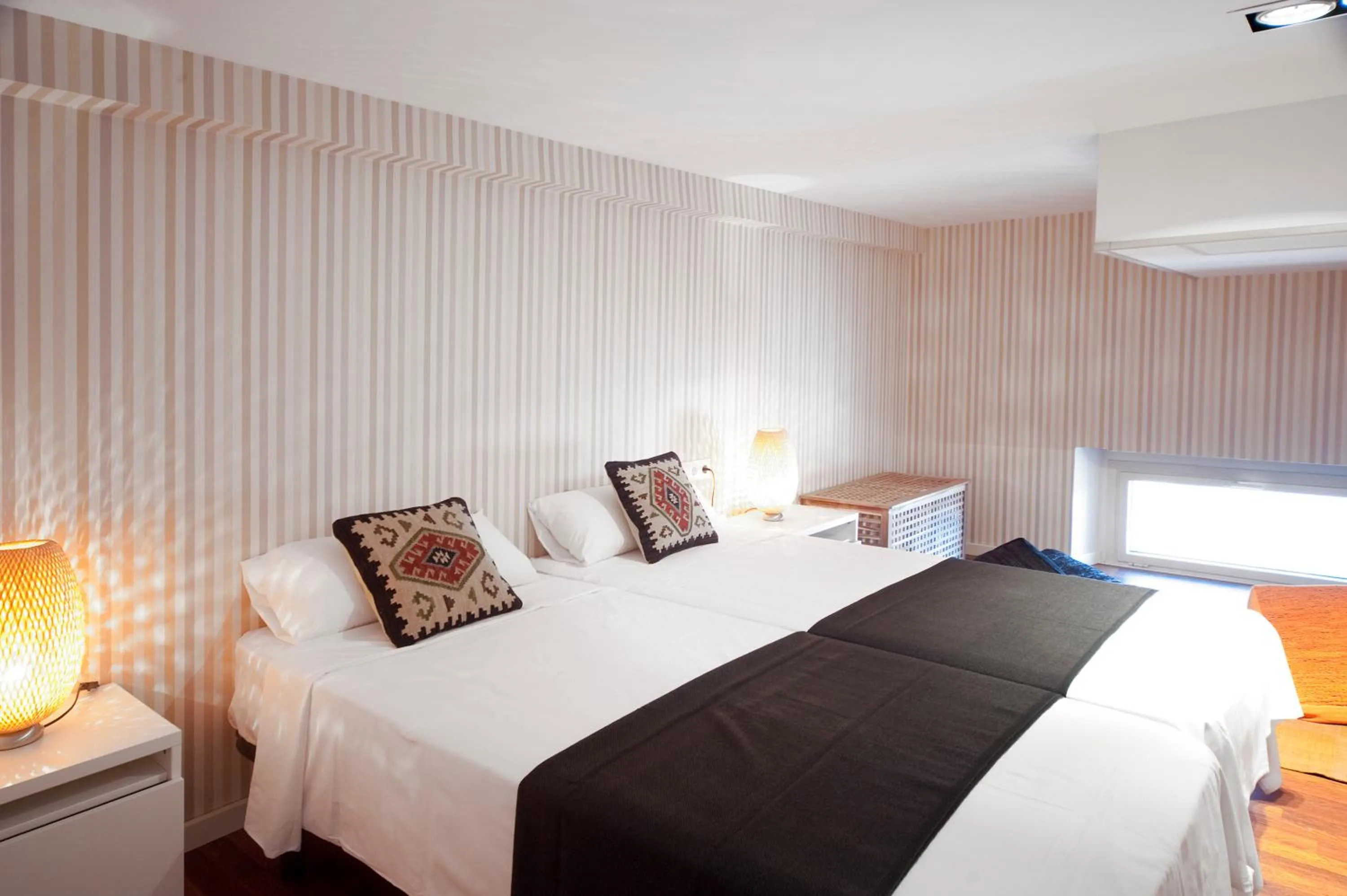 Photo of the whole room, Bed in You Stylish City Center Apartments