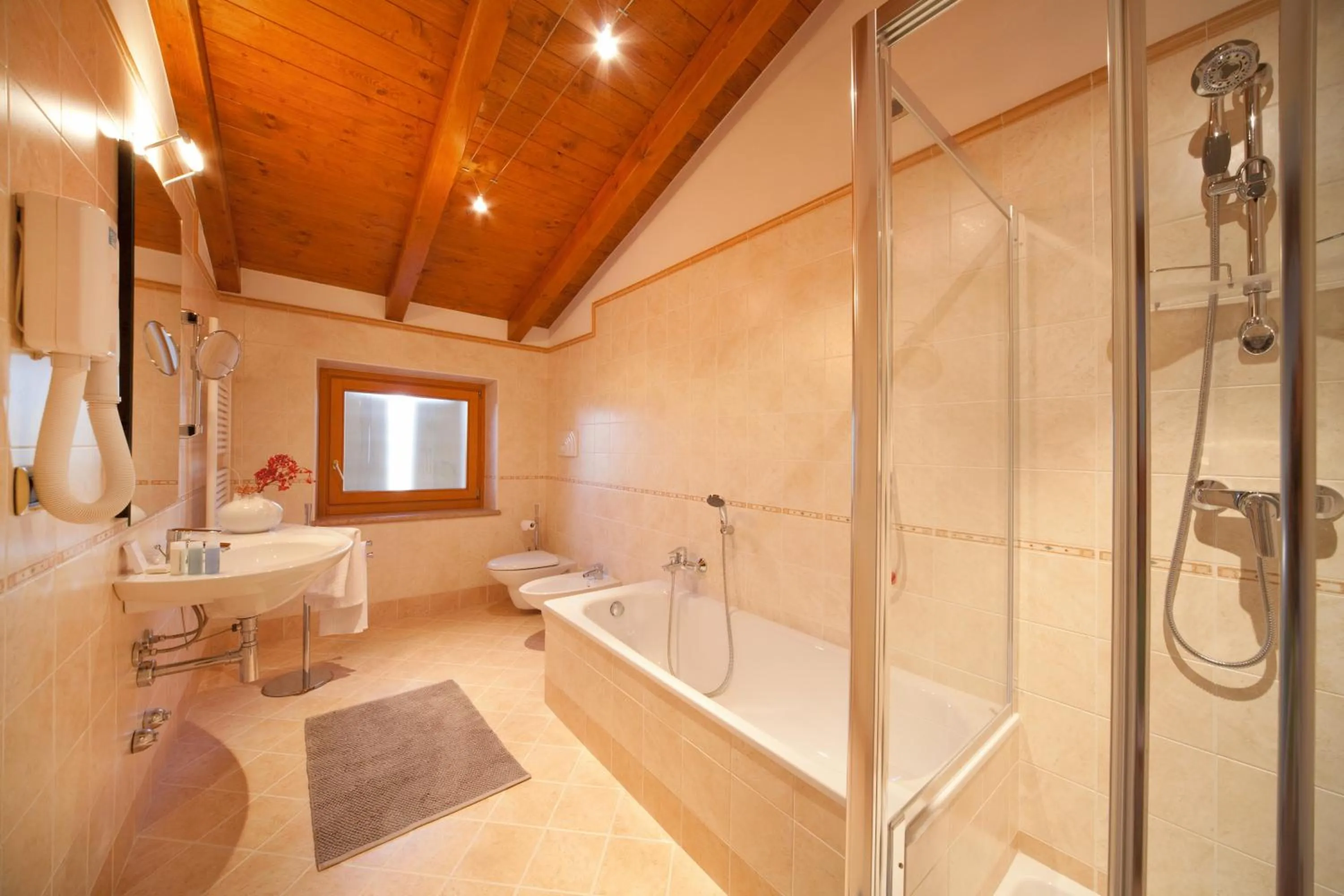 Shower in Relais Corte Pontigliardo
