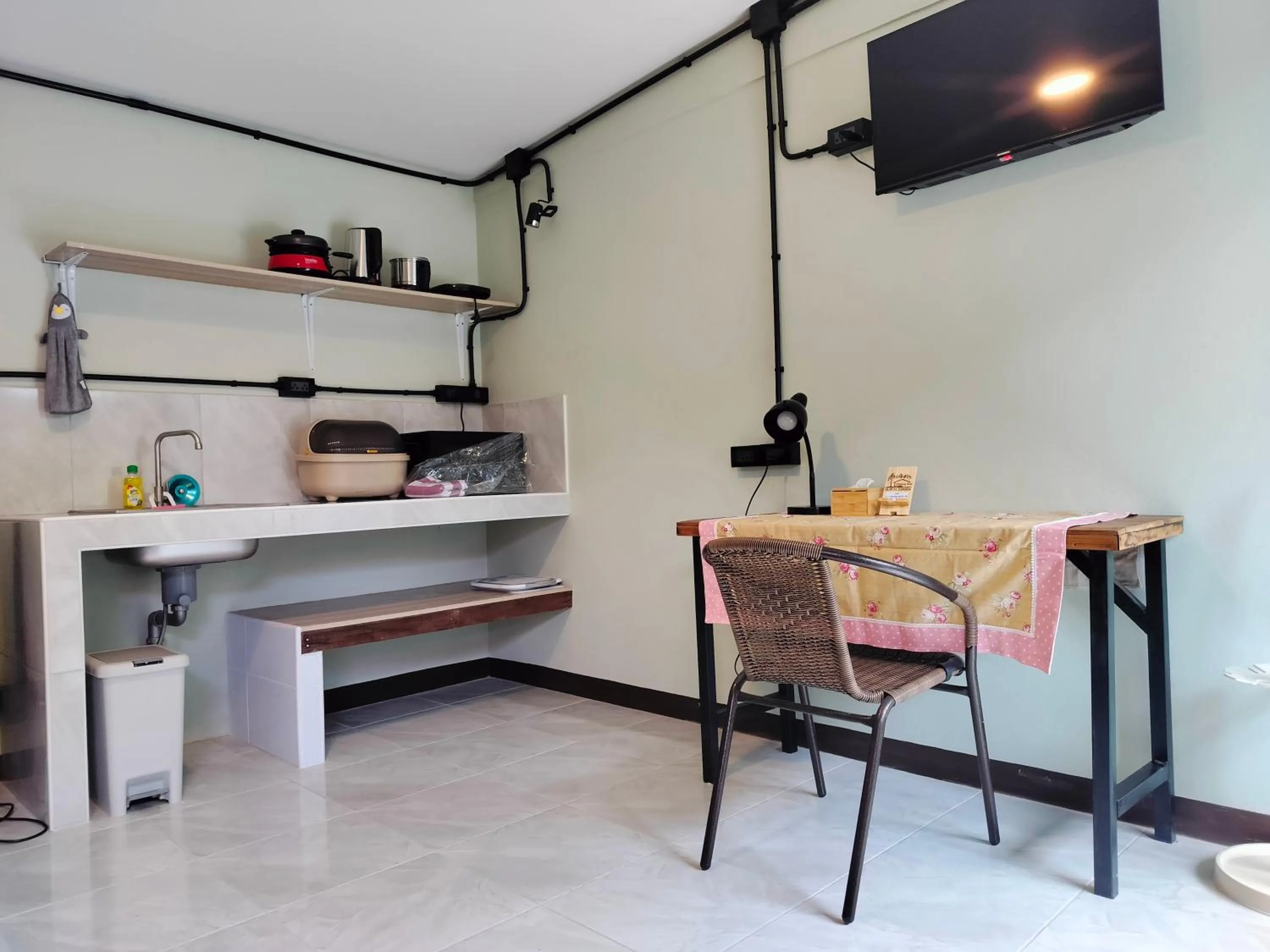 Kitchen or kitchenette in Oldy De Garden