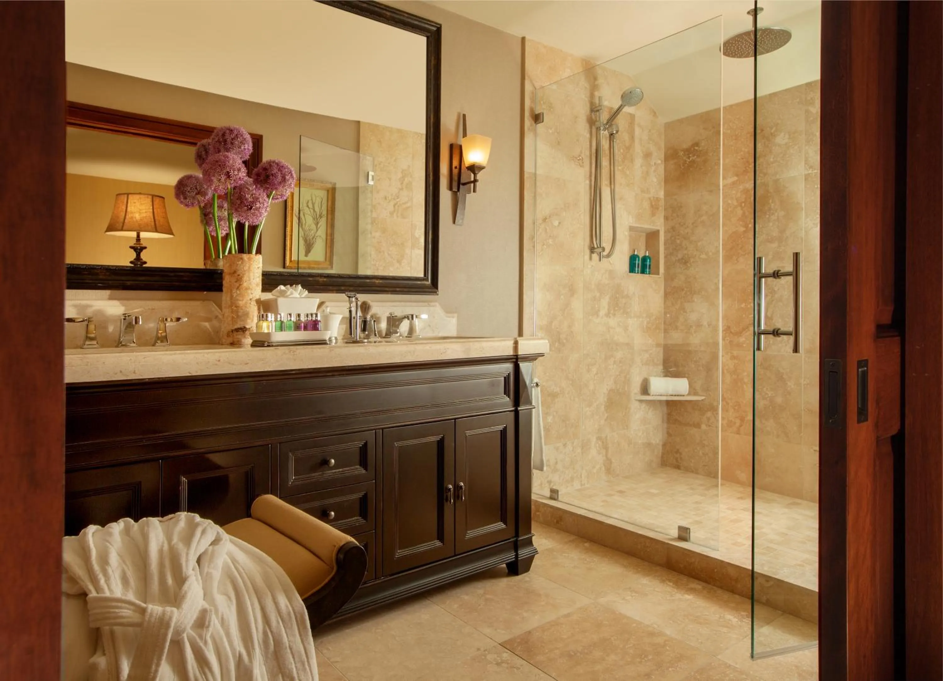 Shower in Rustic Inn Creekside