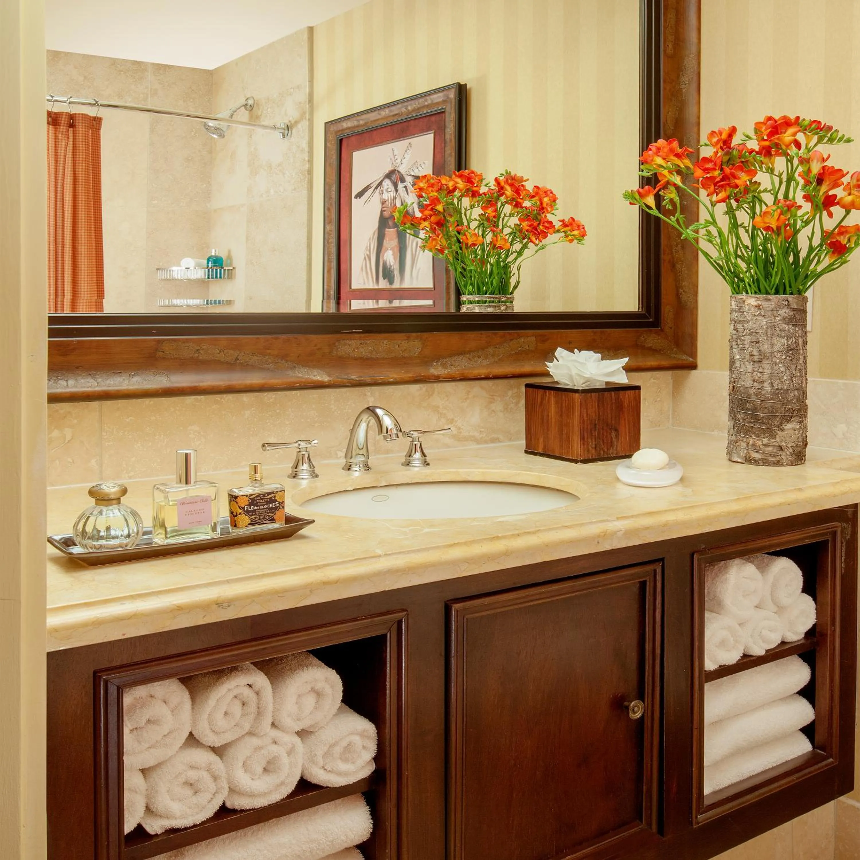 Bathroom in Rustic Inn Creekside