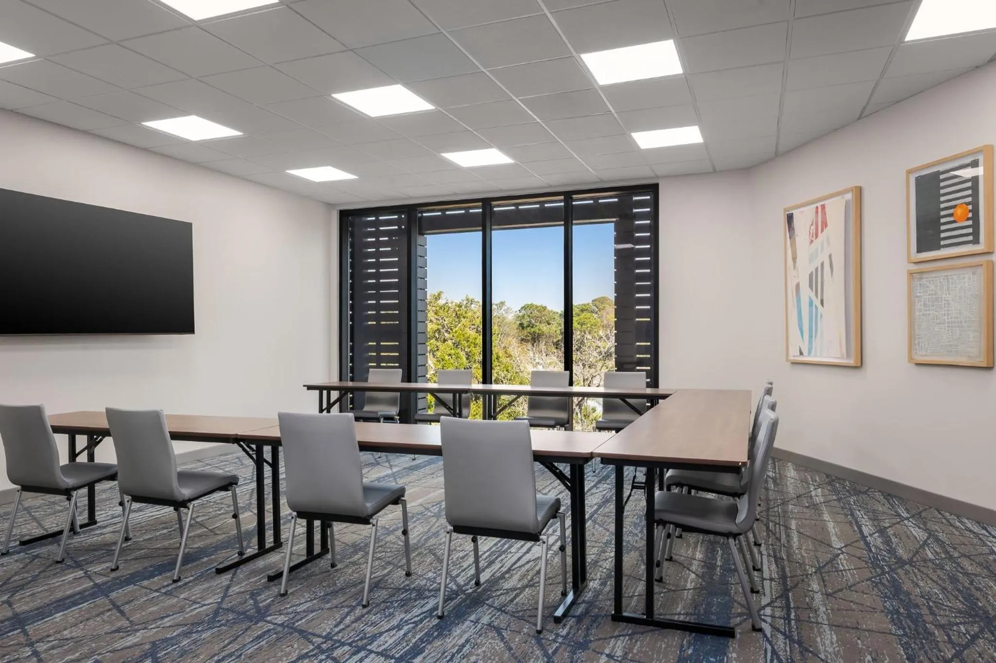 Meeting/conference room in Holiday Inn Express Hilton Head Island by IHG