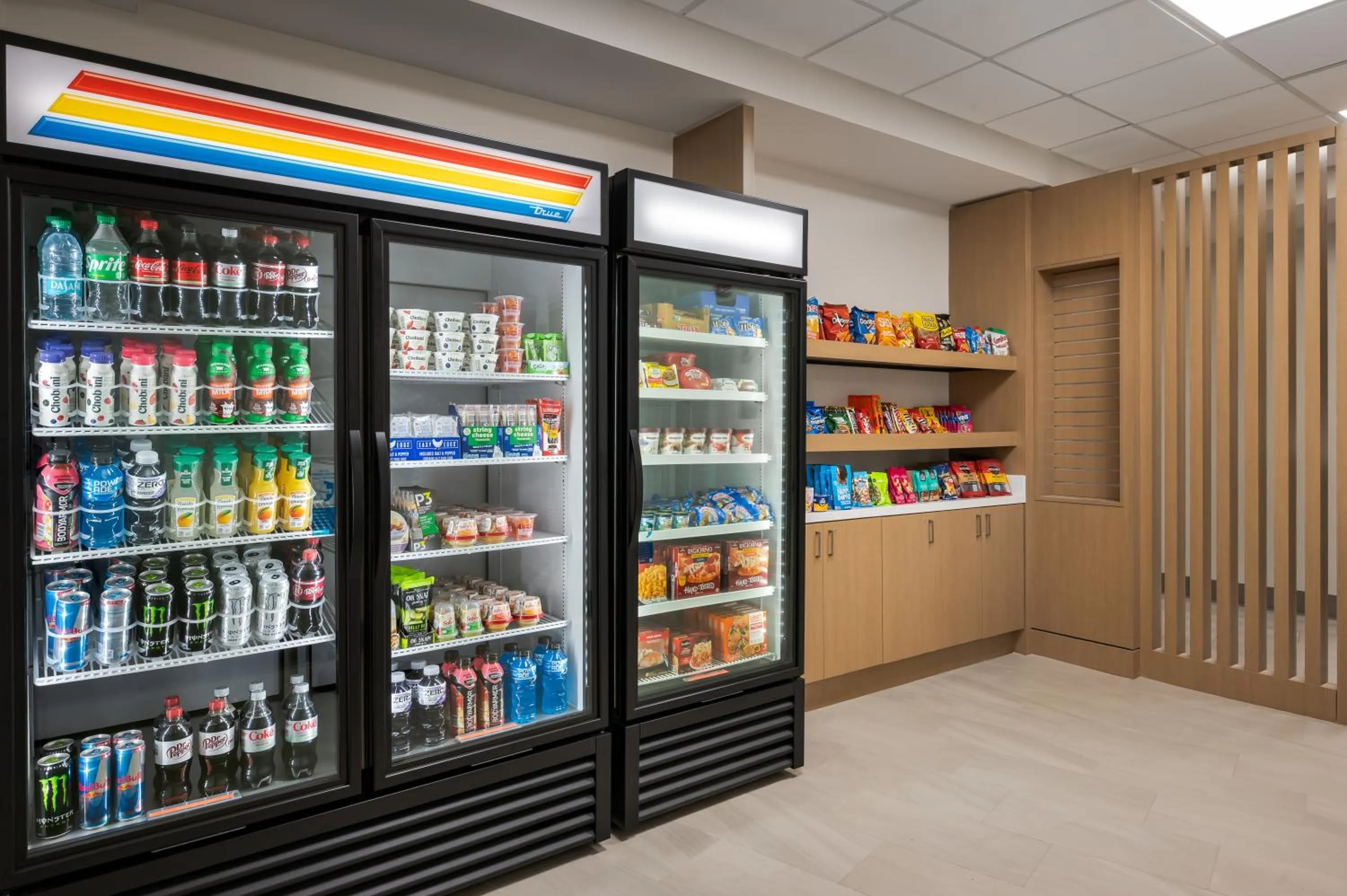 On-site shops in Holiday Inn Express Hilton Head Island by IHG