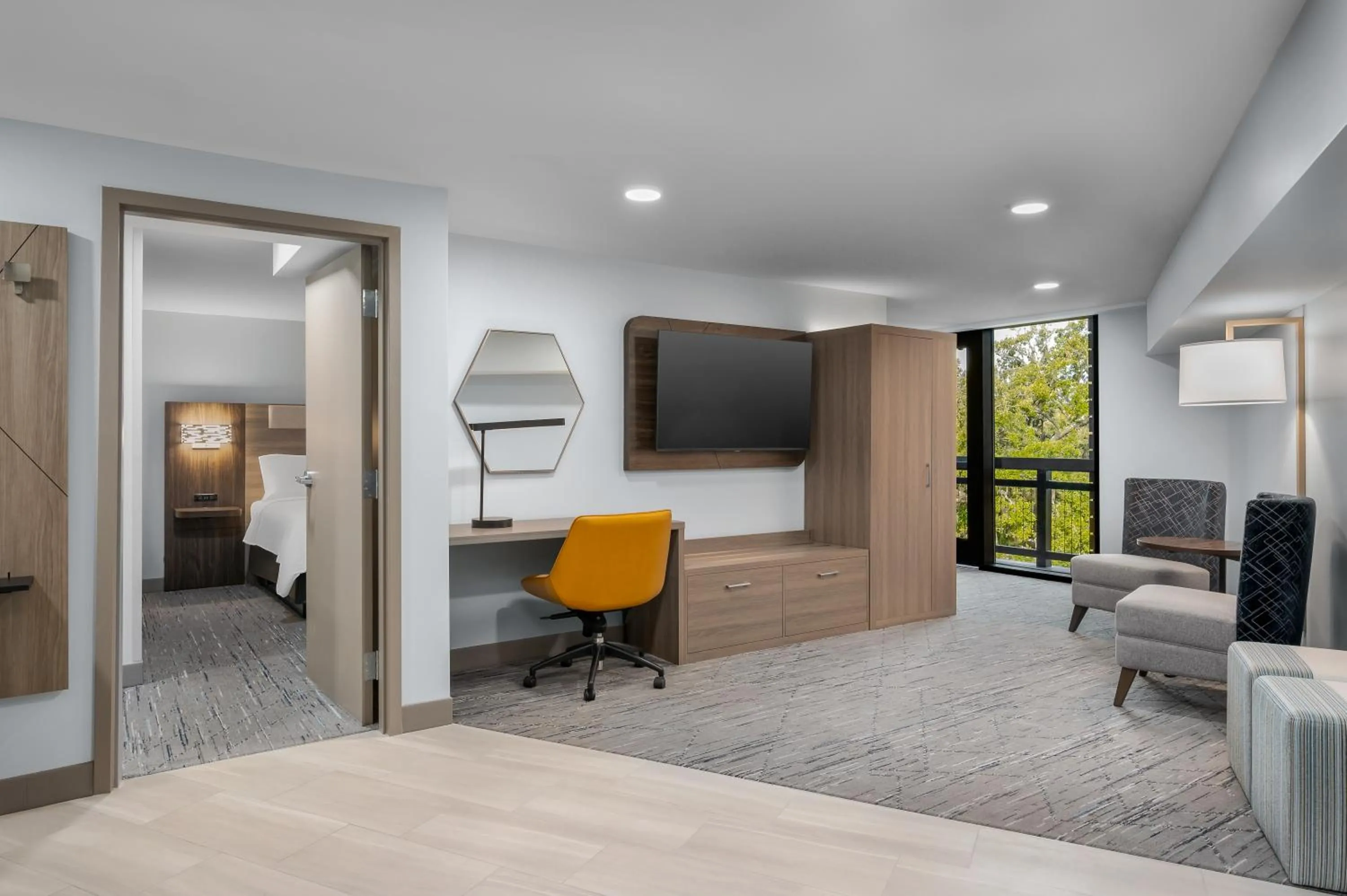 Living room, Bed in Holiday Inn Express Hilton Head Island by IHG