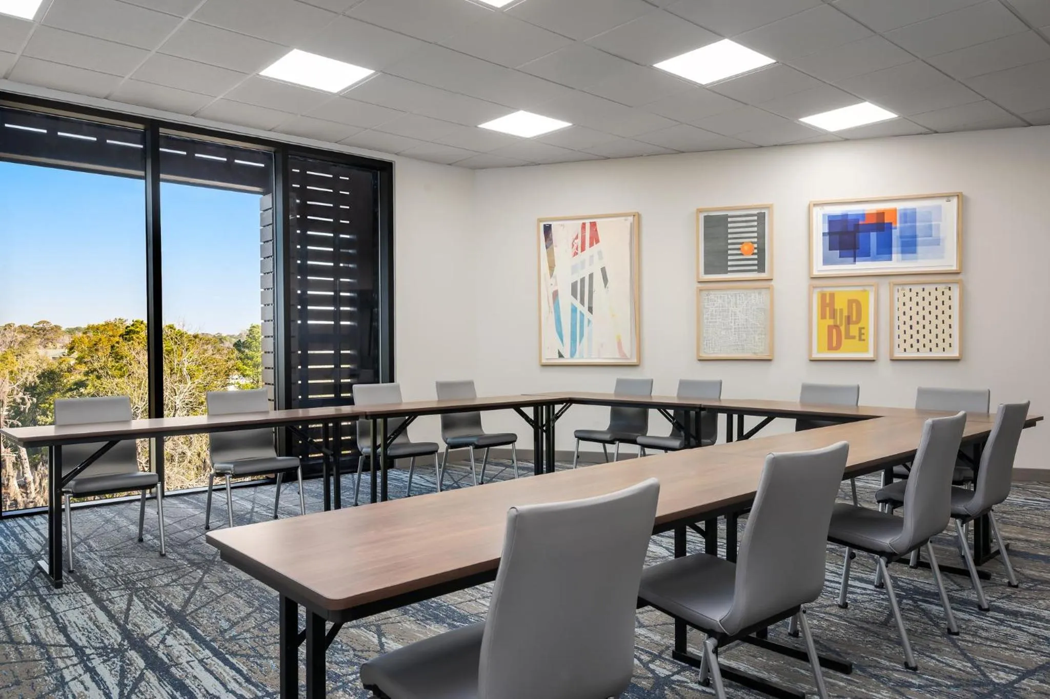 Meeting/conference room in Holiday Inn Express Hilton Head Island by IHG