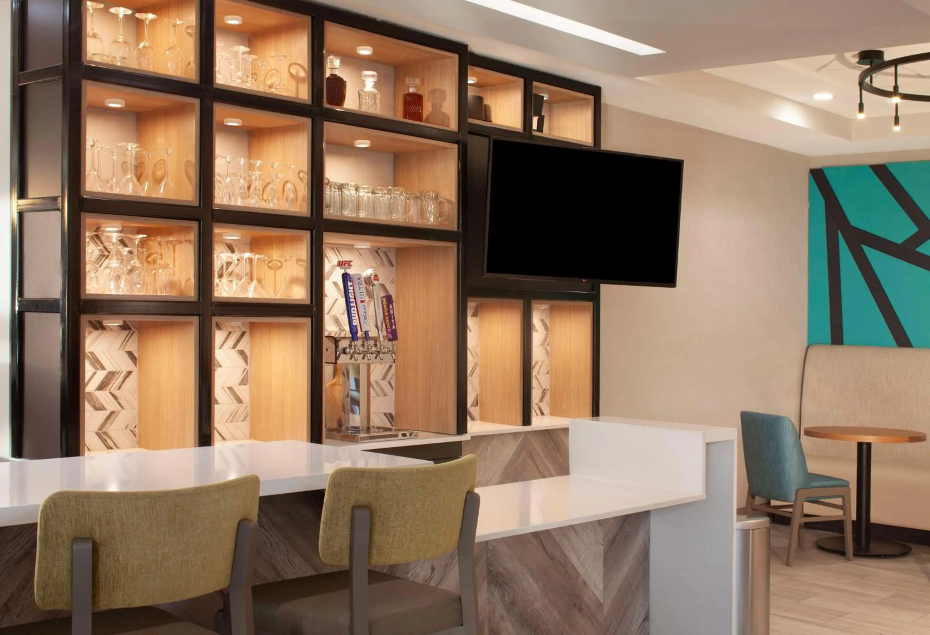 Lounge or bar in Hilton Garden Inn Shreveport