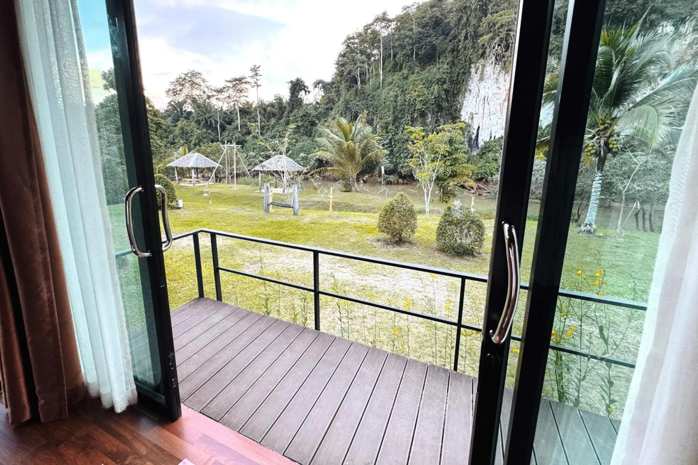 Chiewlan Camp and Resort