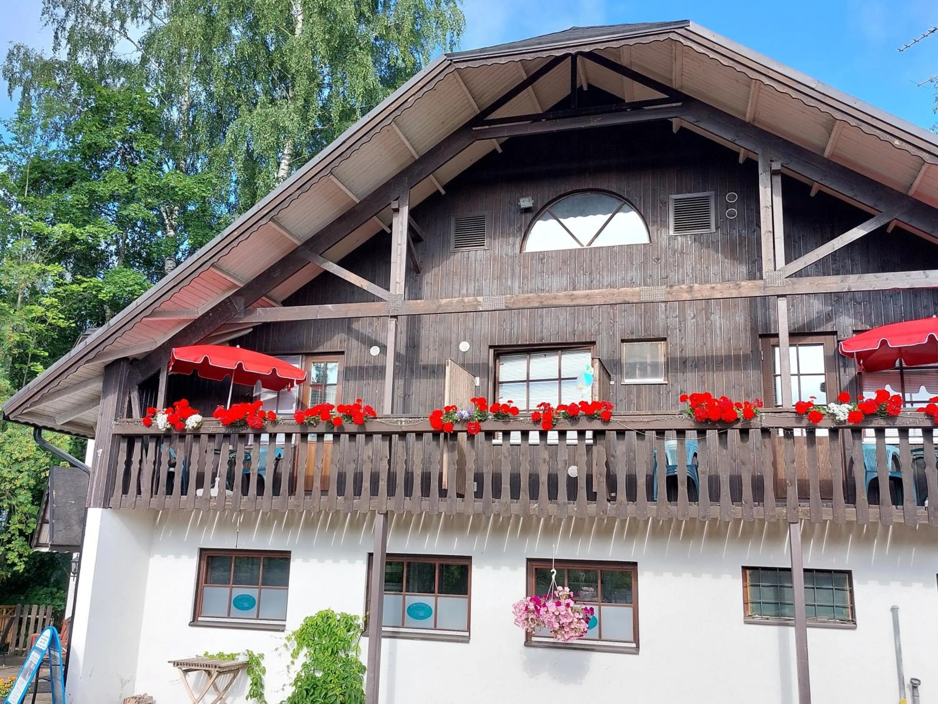 Property building in Cronin's Guesthouse Bed & Breakfast