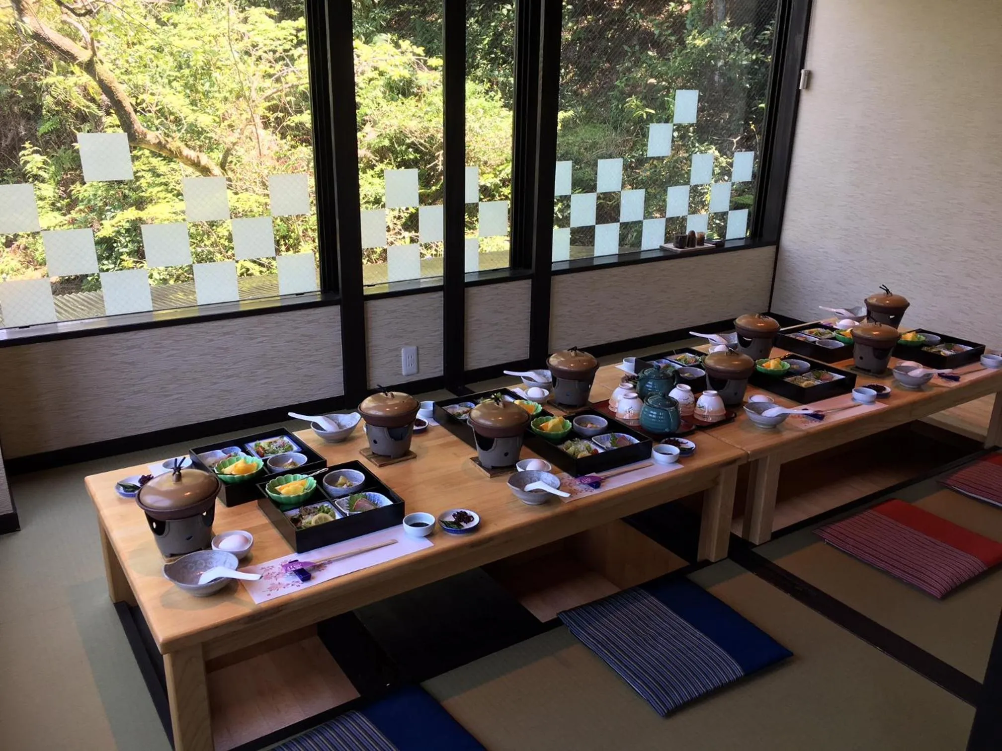 Dining area in Gyokusenkaku