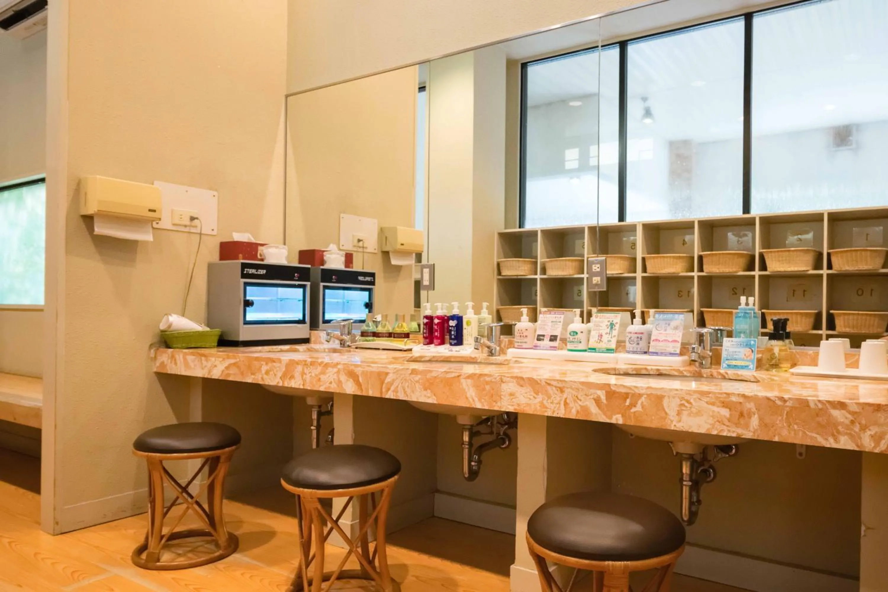 Decorative detail in Gyokusenkaku