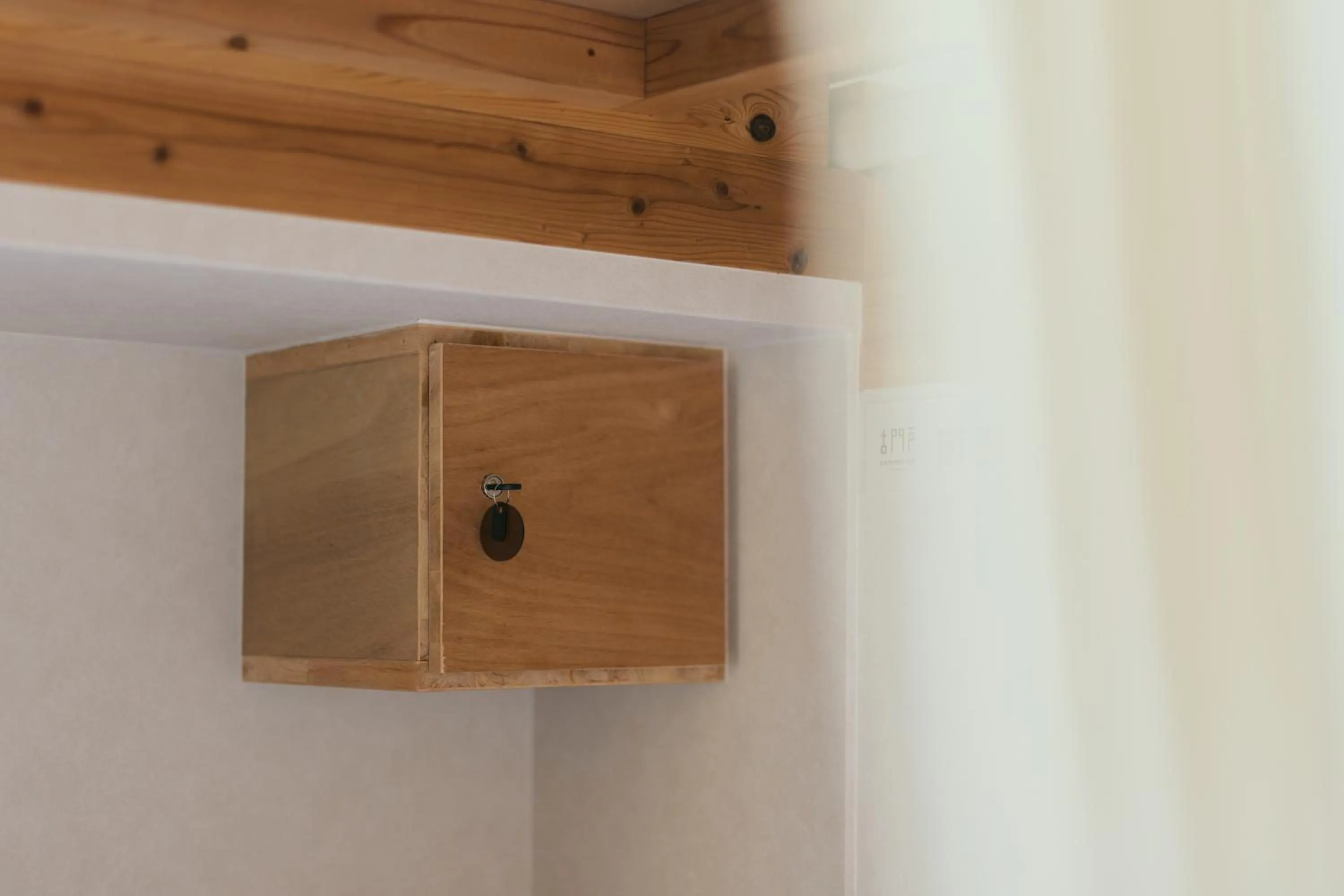 Common de - Hostel & Bar