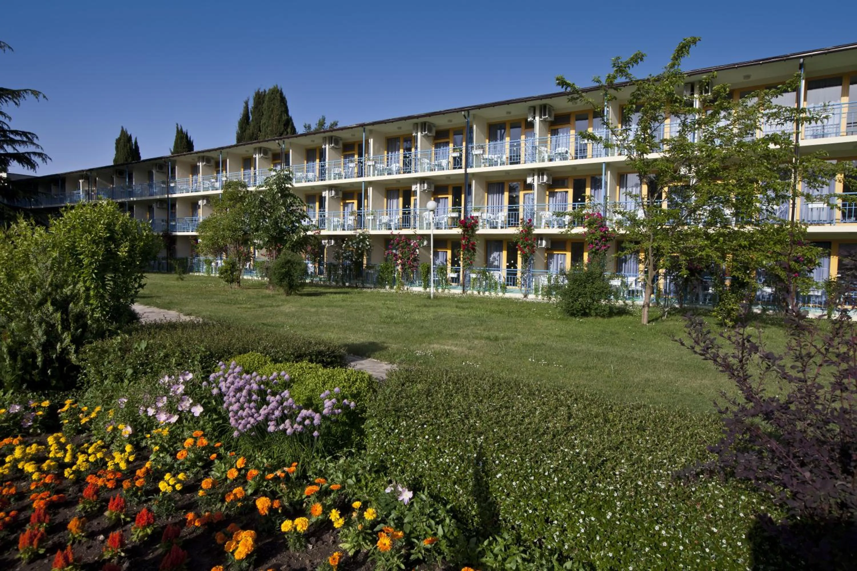 Property building in Continental Park Hotel