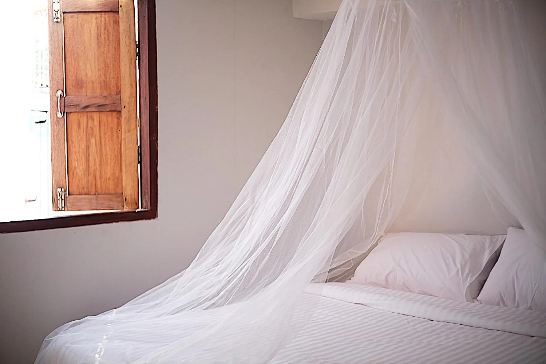 Bed in The Good Days