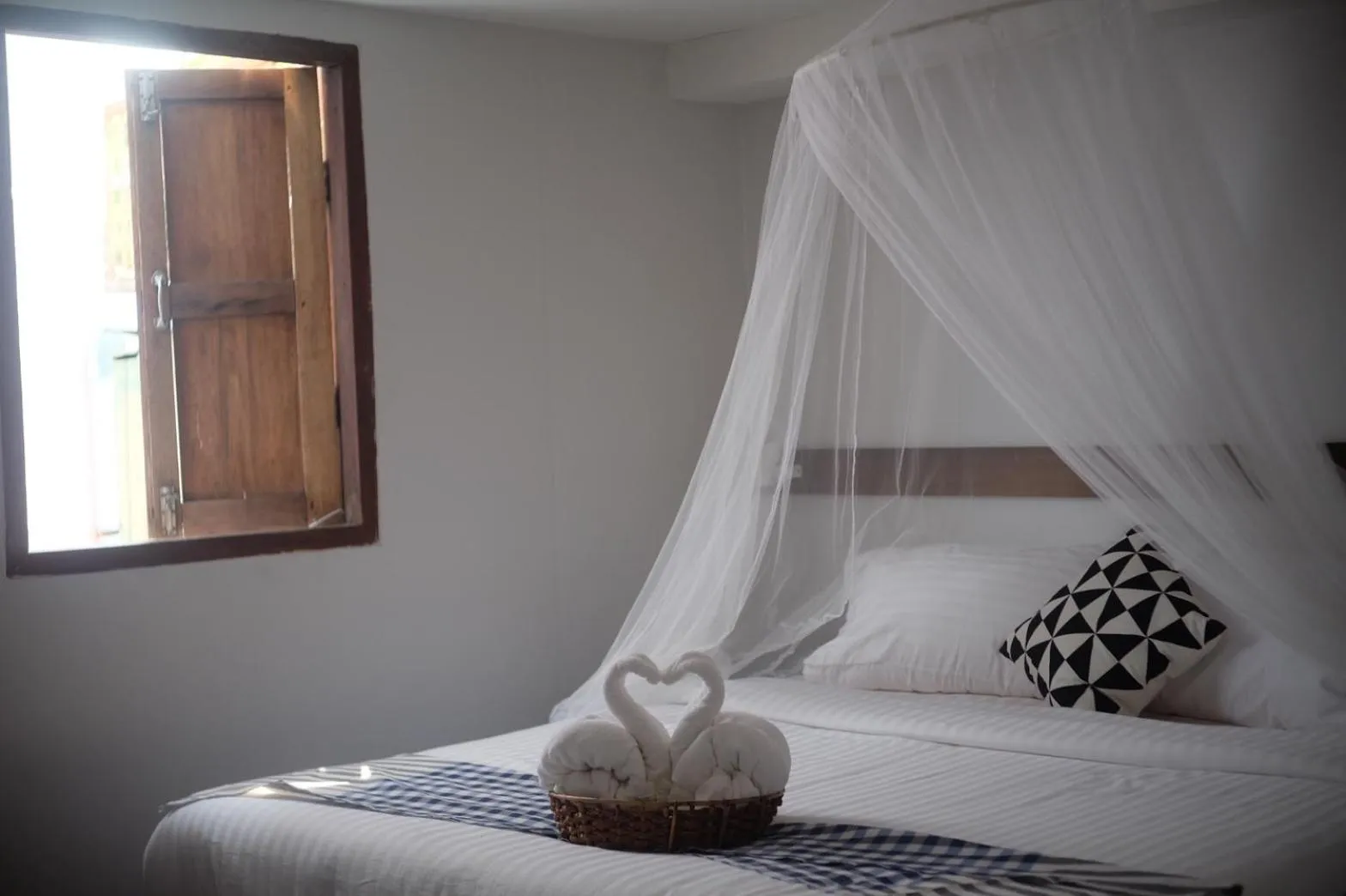 Bed in The Good Days