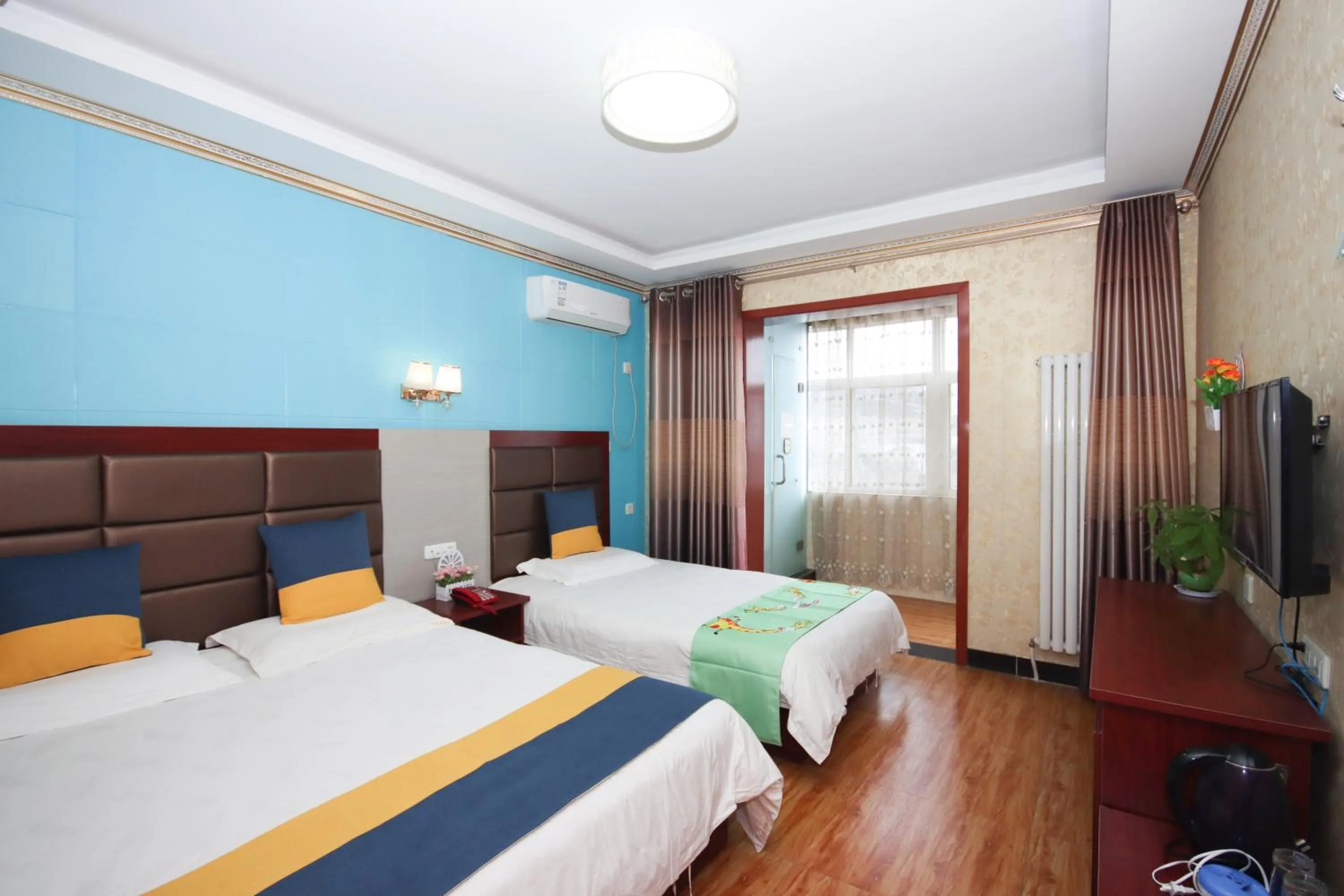 Photo of the whole room, Bed in One Meter Sunshine Hotel Xi'an Xianyang International Airport Flagship Store